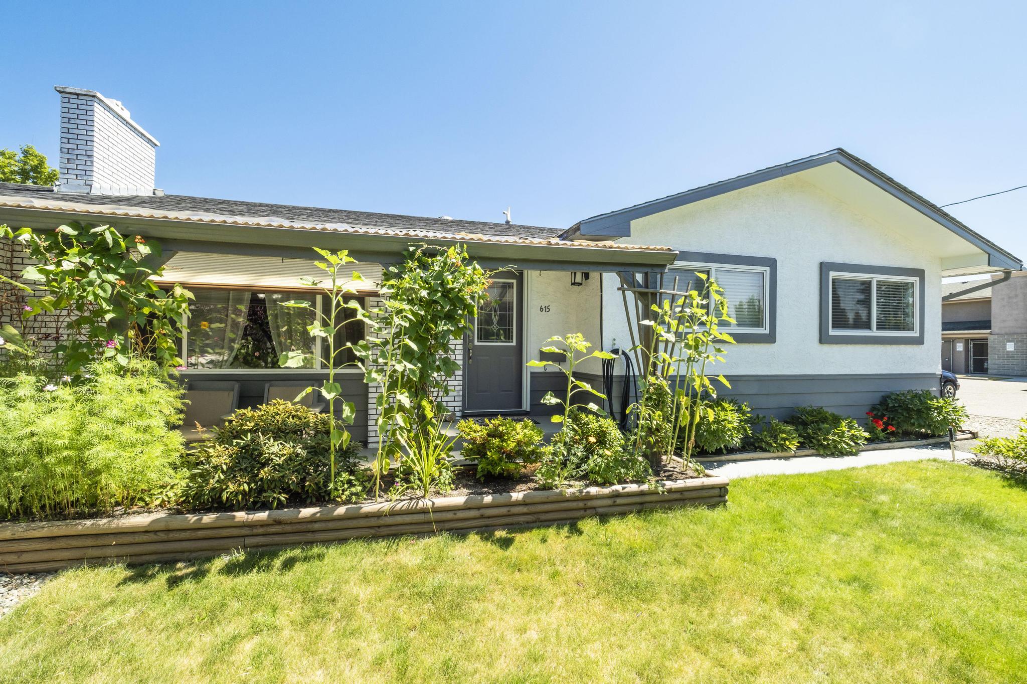 615 Tartan Road Kelowna V1X 3L2