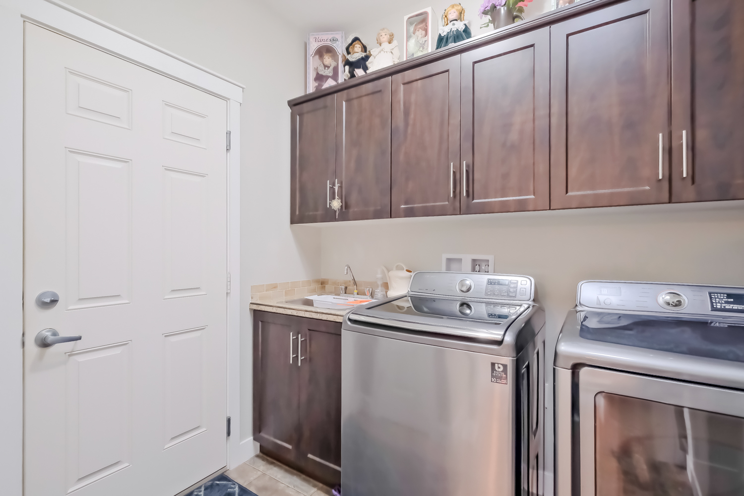 8300 Gallagher Lake Frontage Road 91 Oliver V0H 1T2