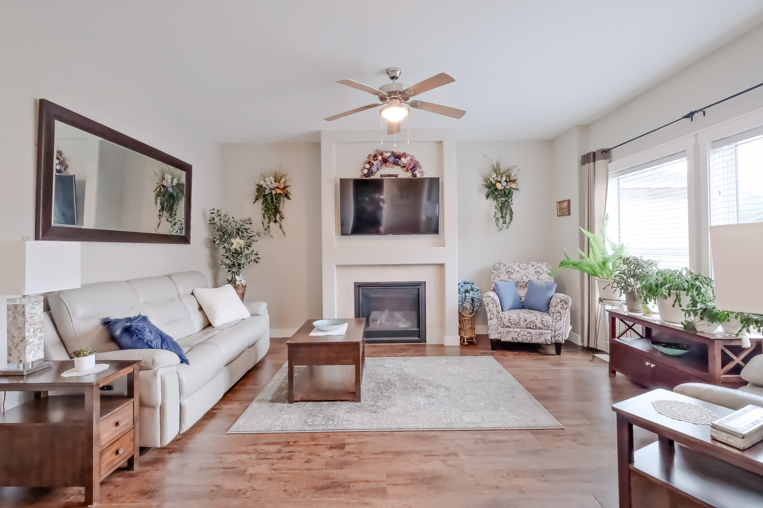 8300 Gallagher Lake Frontage Road 91 Oliver V0H 1T2