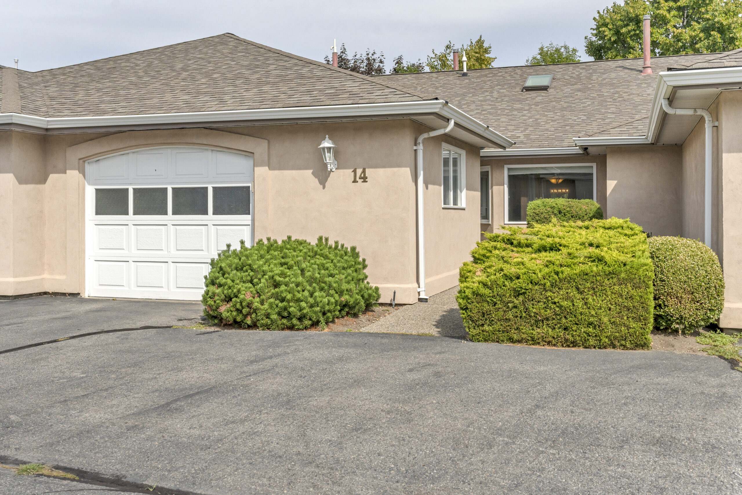 8700 Jubilee Road 14 Summerland V0H 1Z5