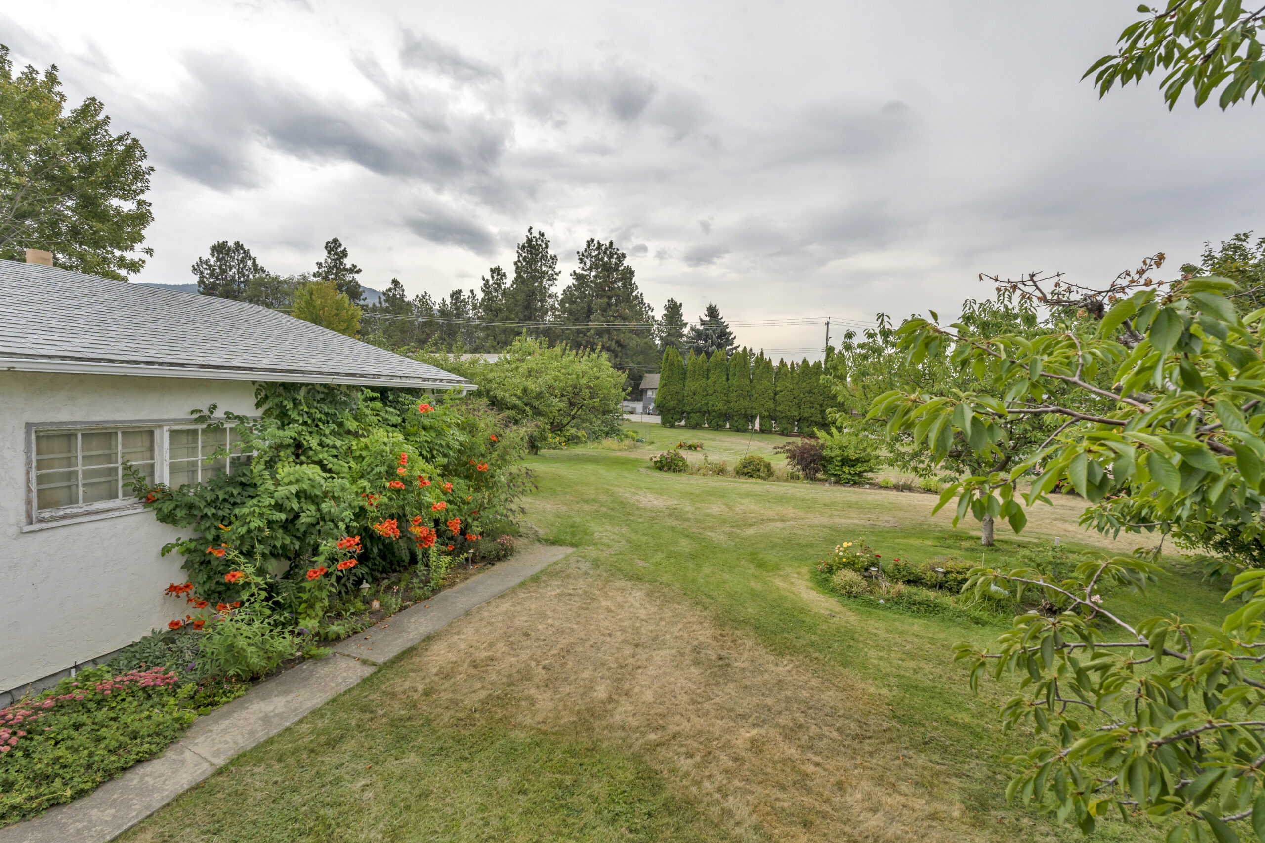 174 Dafoe Place Penticton V2A 2S2