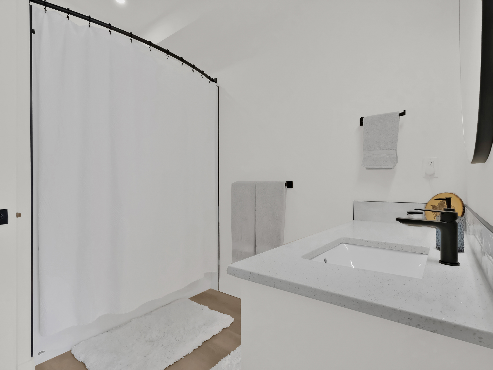 151 Abbott Street 101 Penticton V2A 4J3