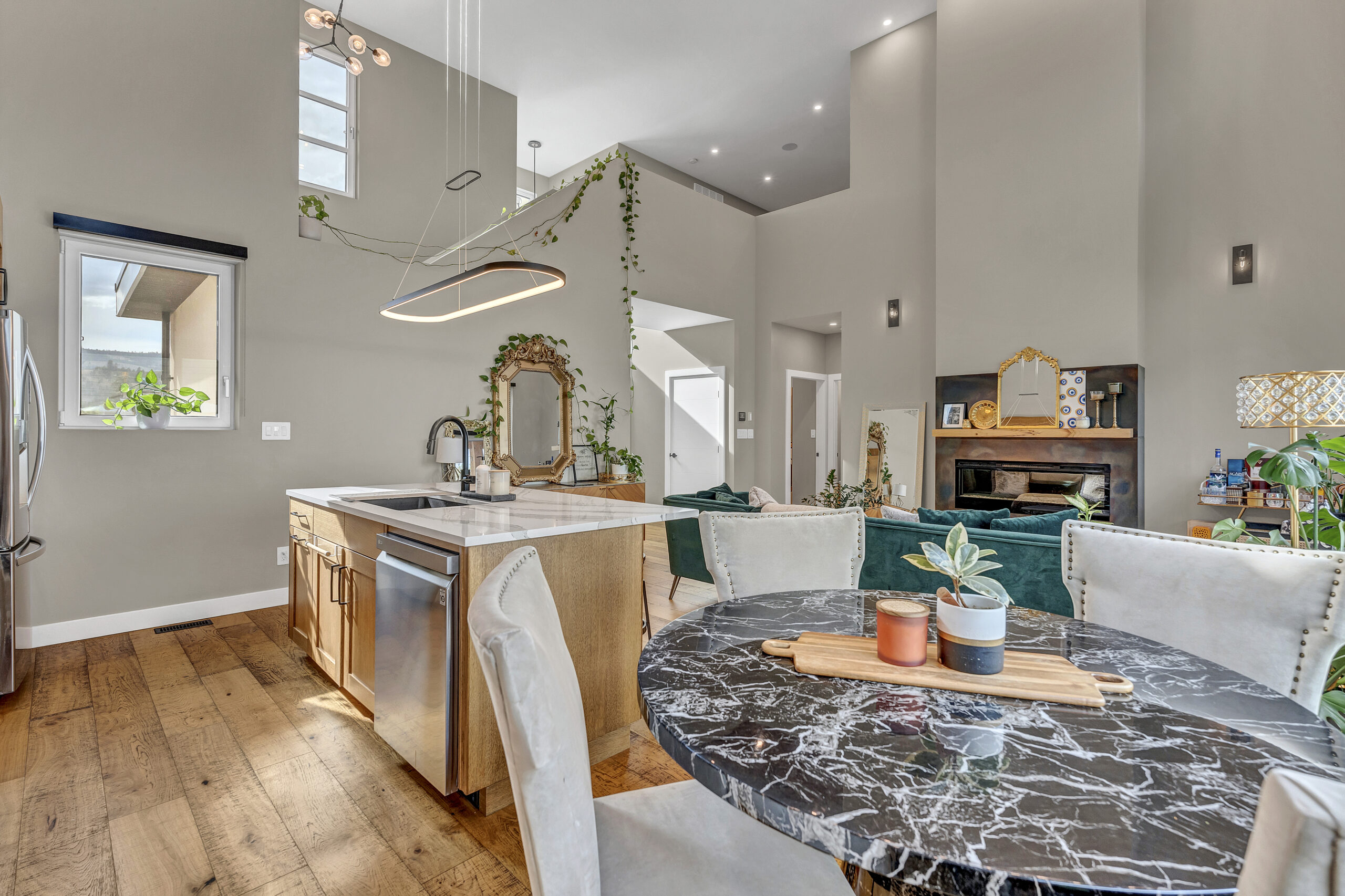 1695 Treffry Place Summerland V0H 1Z9