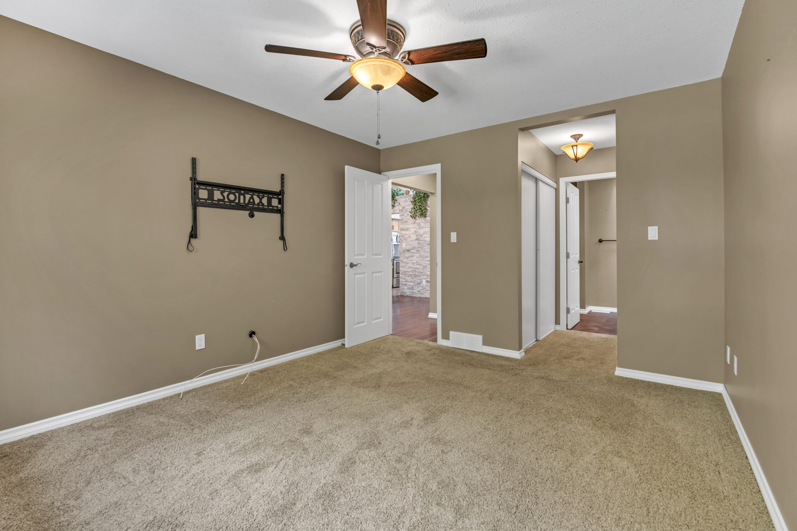 8700 Jubilee Road 14 Summerland V0H 1Z5