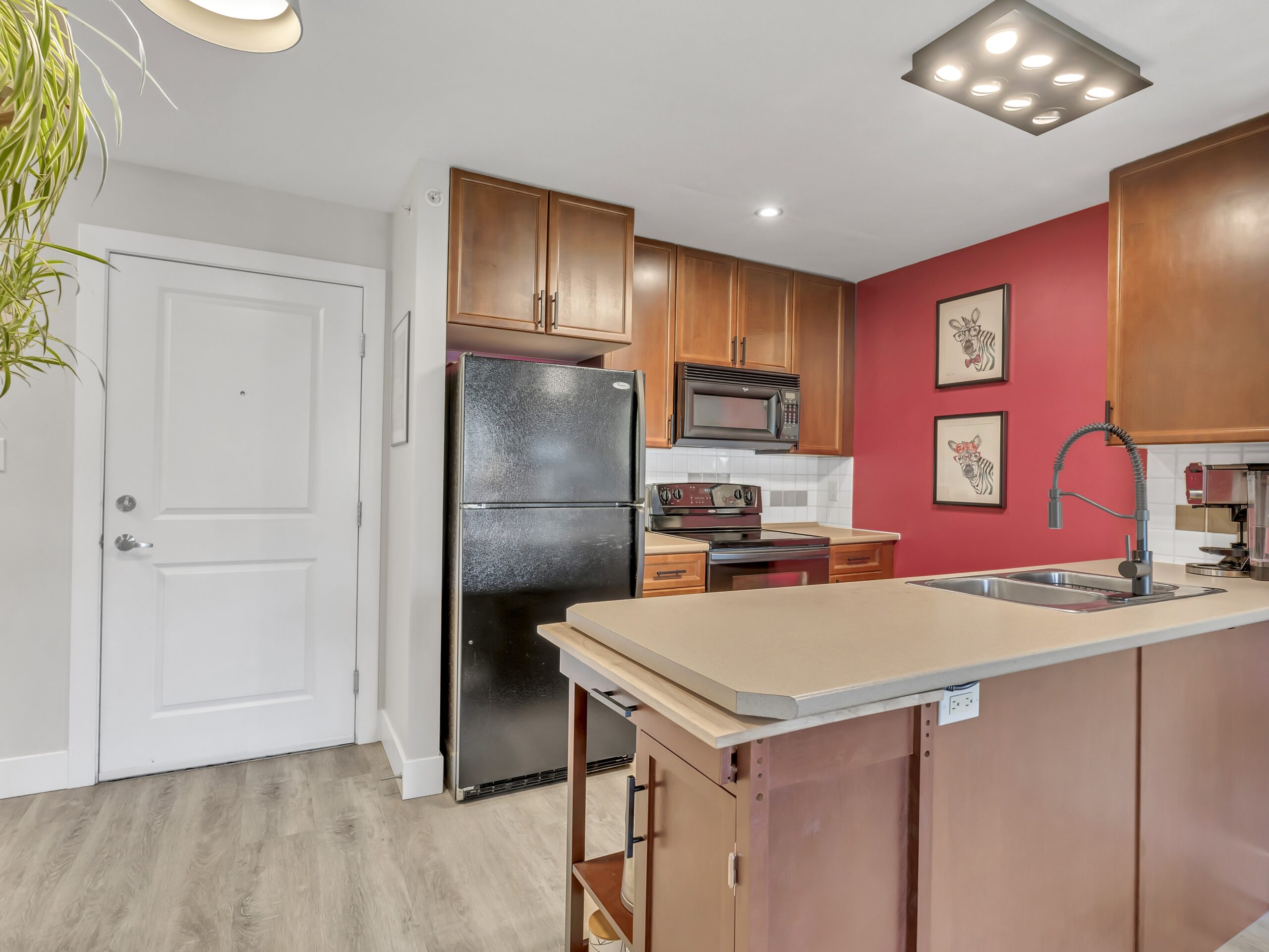 256 Hastings Avenue 401 Penticton V2A 2V6