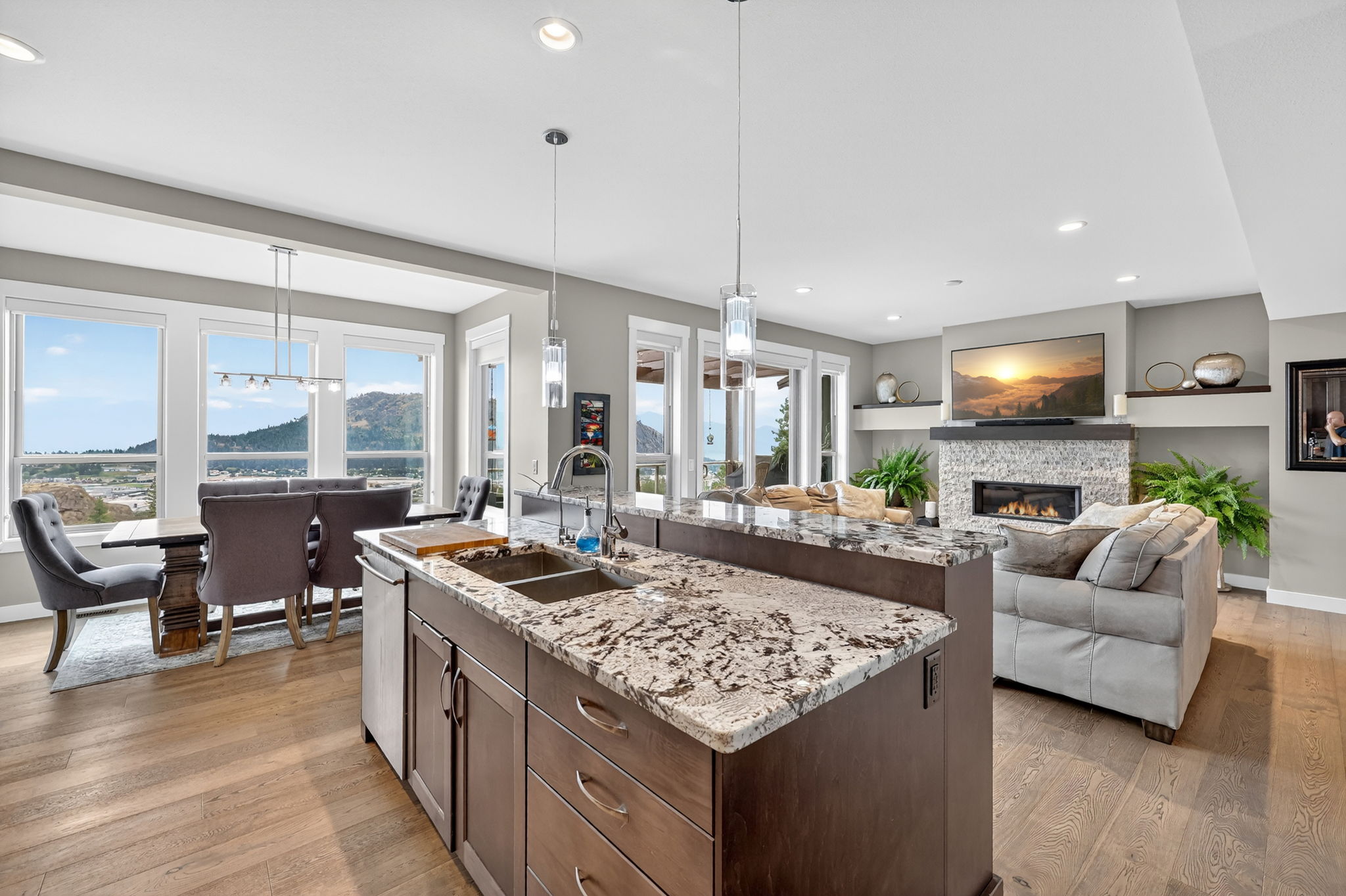 1870 Rosealee Lane 17 West Kelowna V1Z 4E2