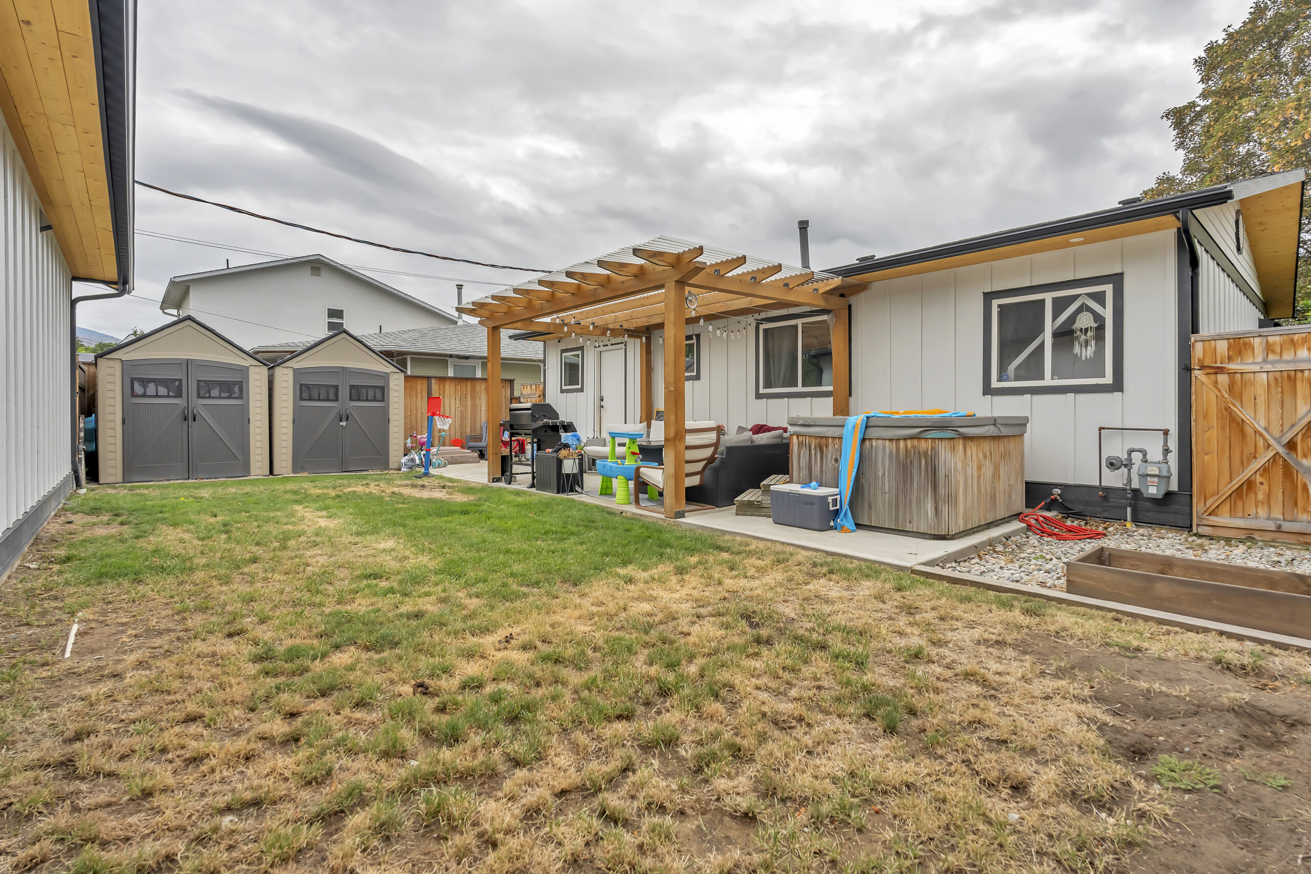 972 Kilwinning Street Penticton V2A 4N7