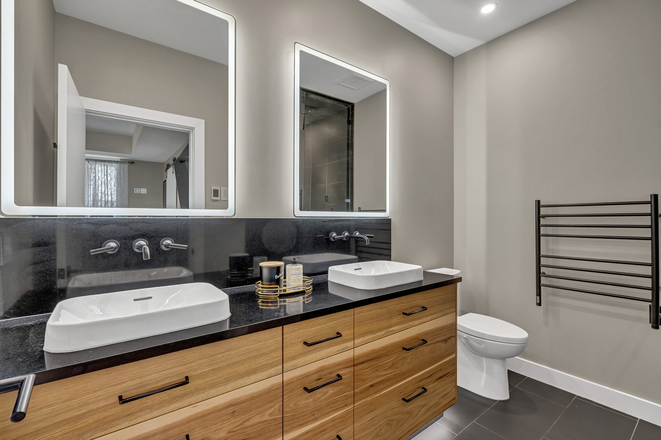 1695 Treffry Place Summerland V0H 1Z9