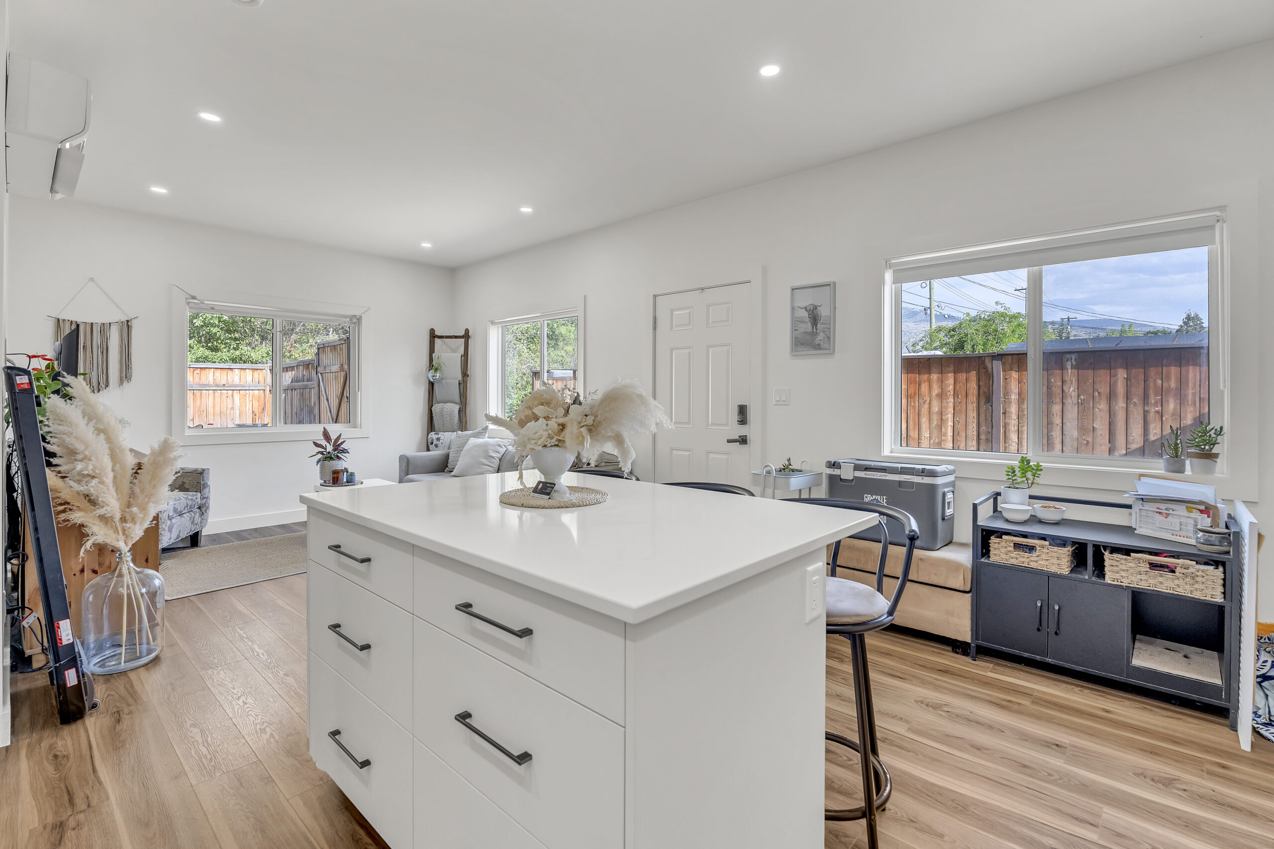 972 Kilwinning Street Penticton V2A 4N7