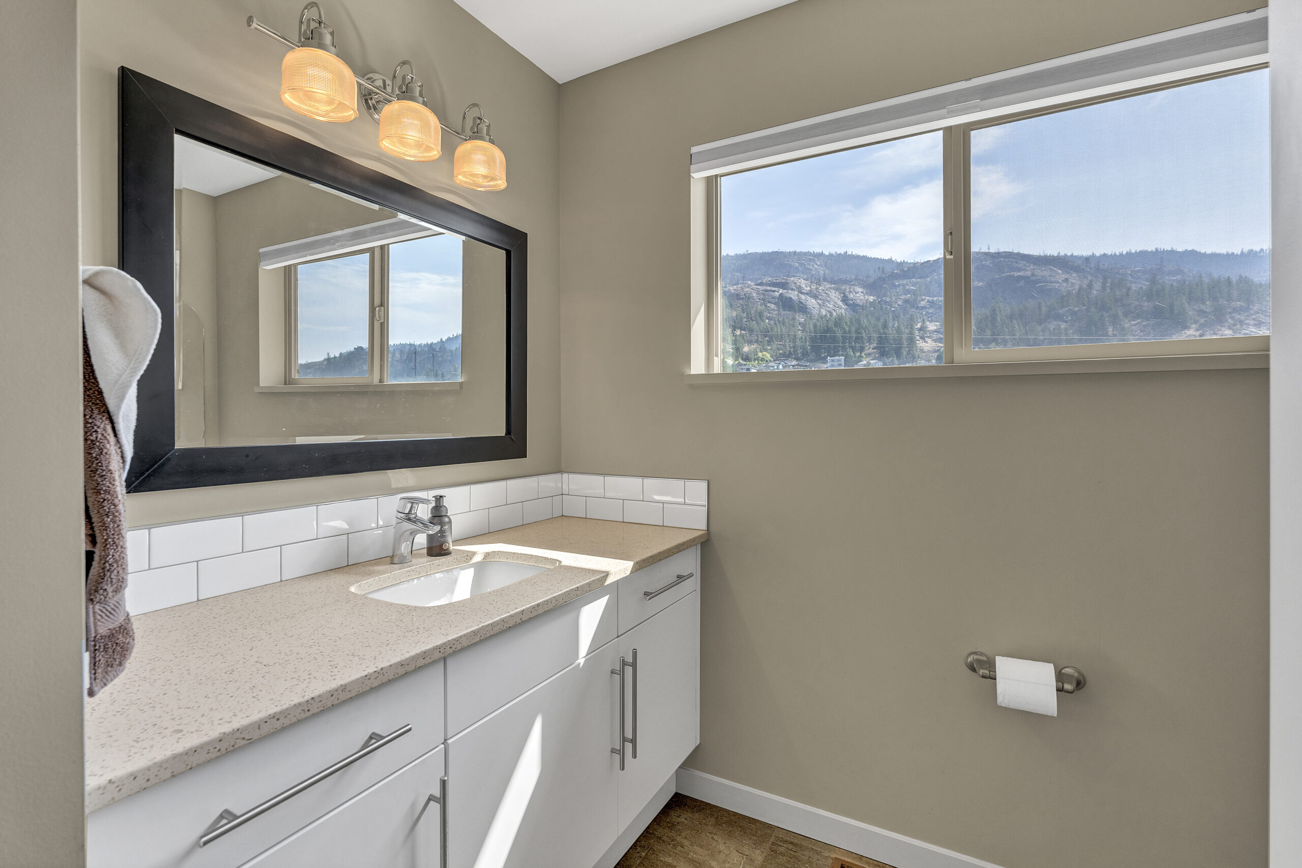 125 Cabernet Drive 30 Okanagan Falls V0H 1R3