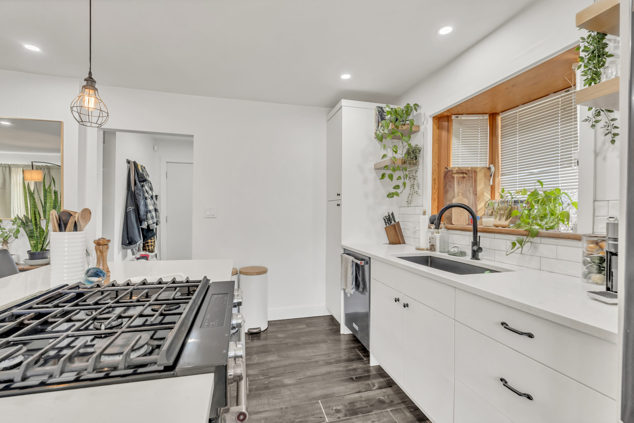 972 Kilwinning Street Penticton V2A 4N7
