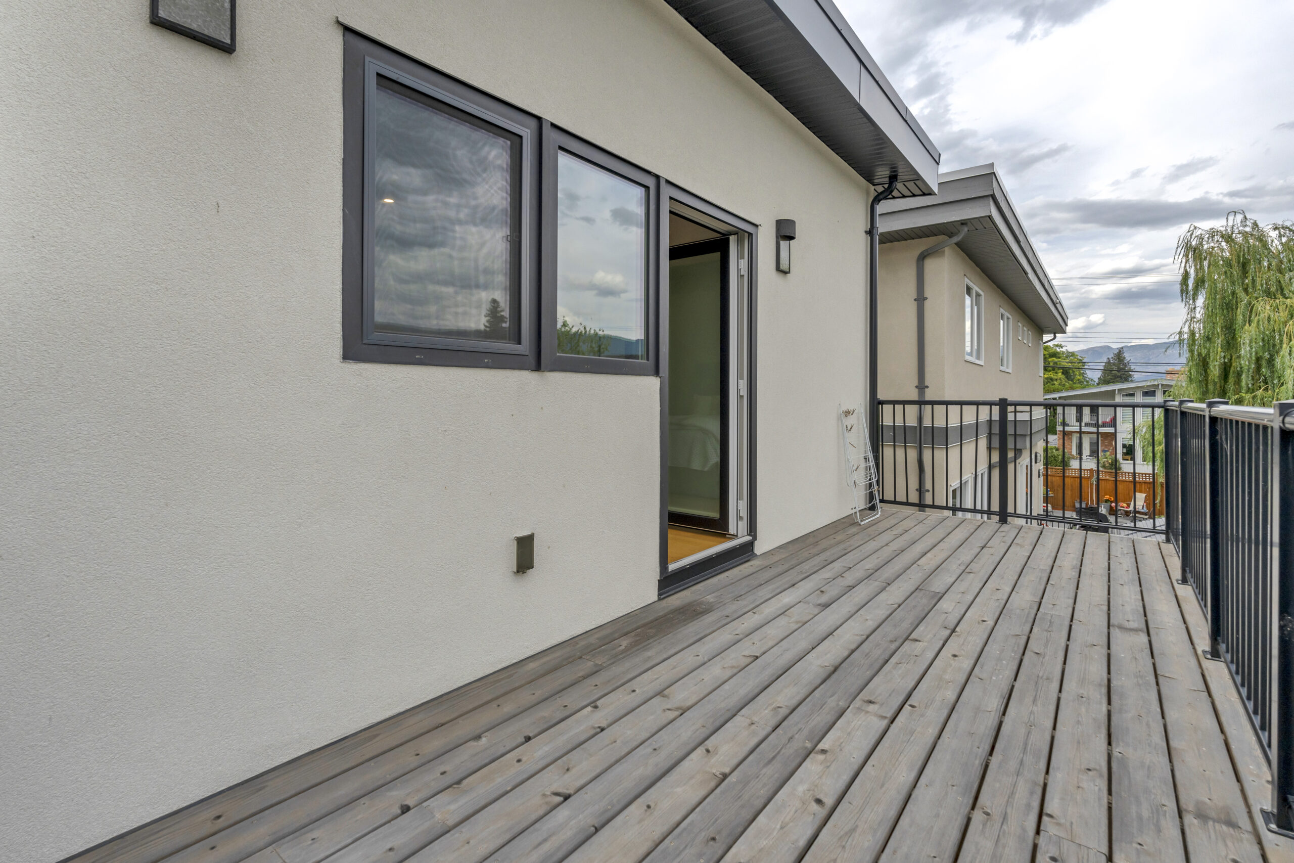1695 Treffry Place Summerland V0H 1Z9
