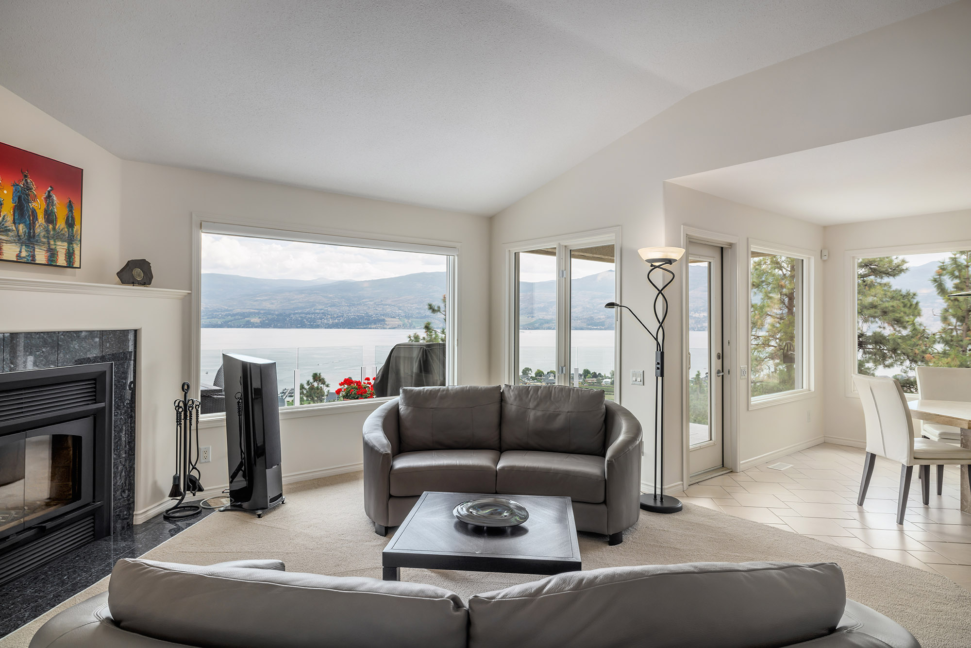 3659 Gala View Drive West Kelowna V4T 2M3