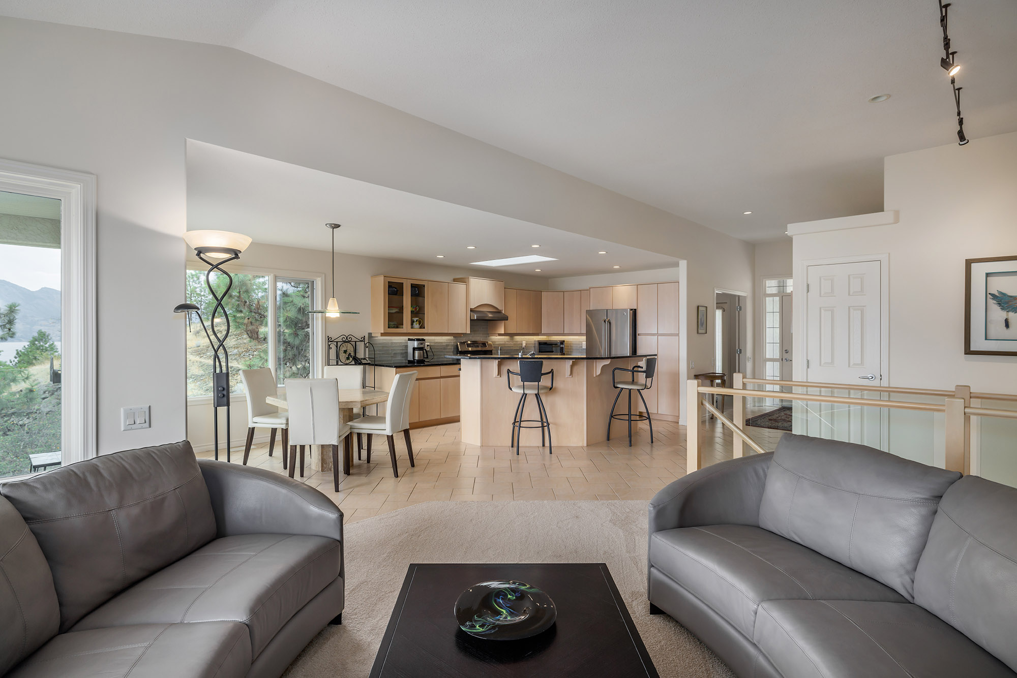 3659 Gala View Drive West Kelowna V4T 2M3