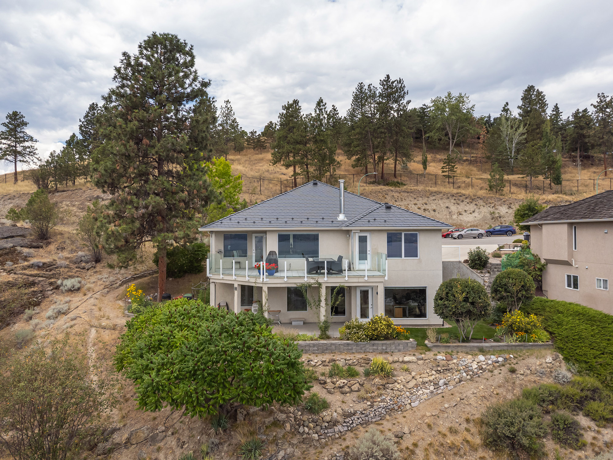 3659 Gala View Drive West Kelowna V4T 2M3
