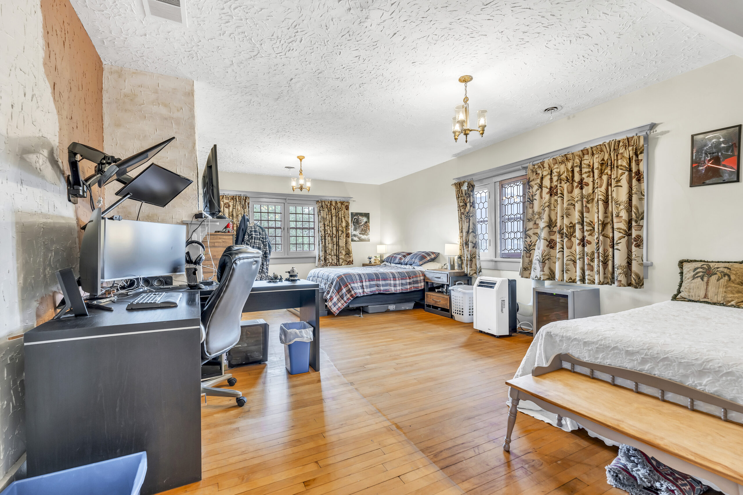 12405 Reynolds Avenue Summerland V0H 1Z8