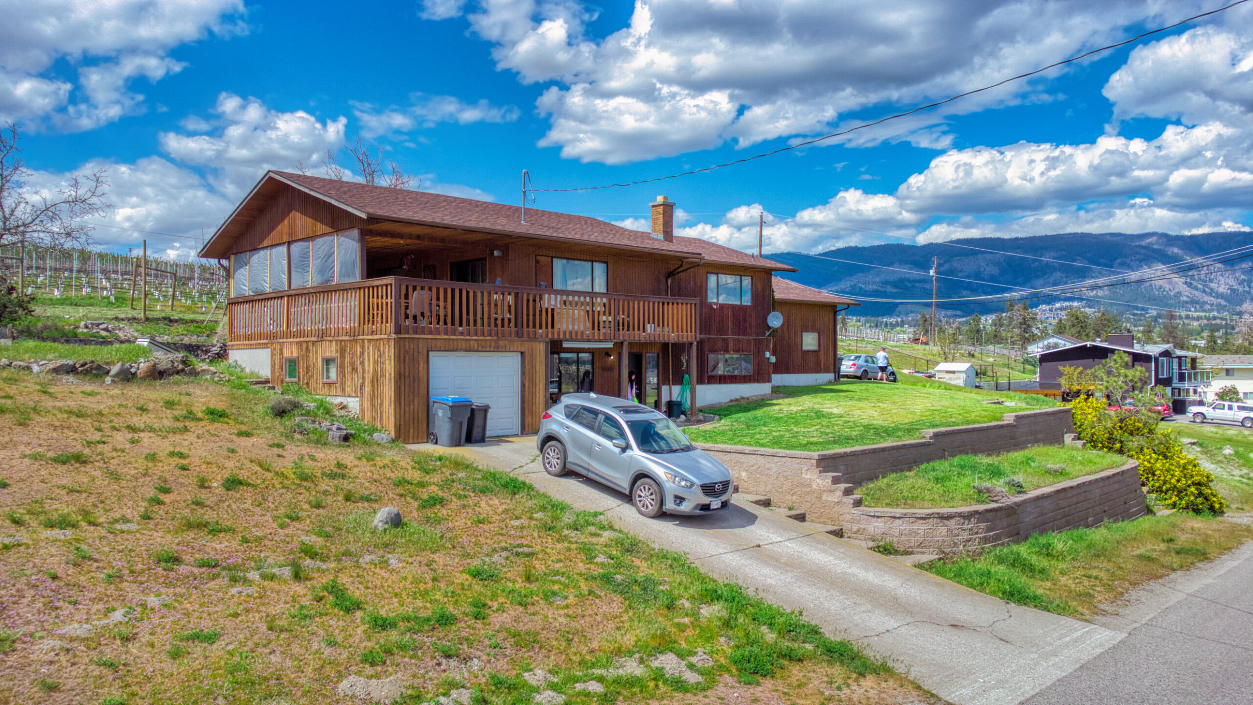 3924 Harding Road West Kelowna V4T 2J9