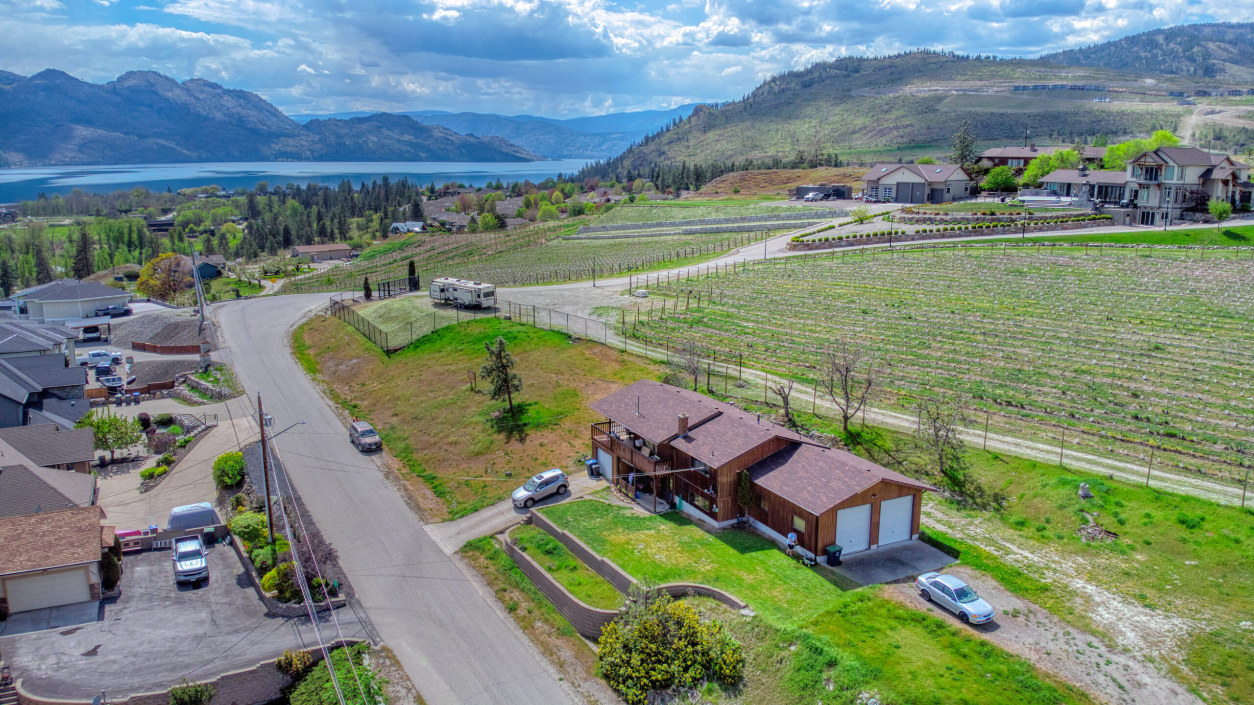 3924 Harding Road West Kelowna V4T 2J9