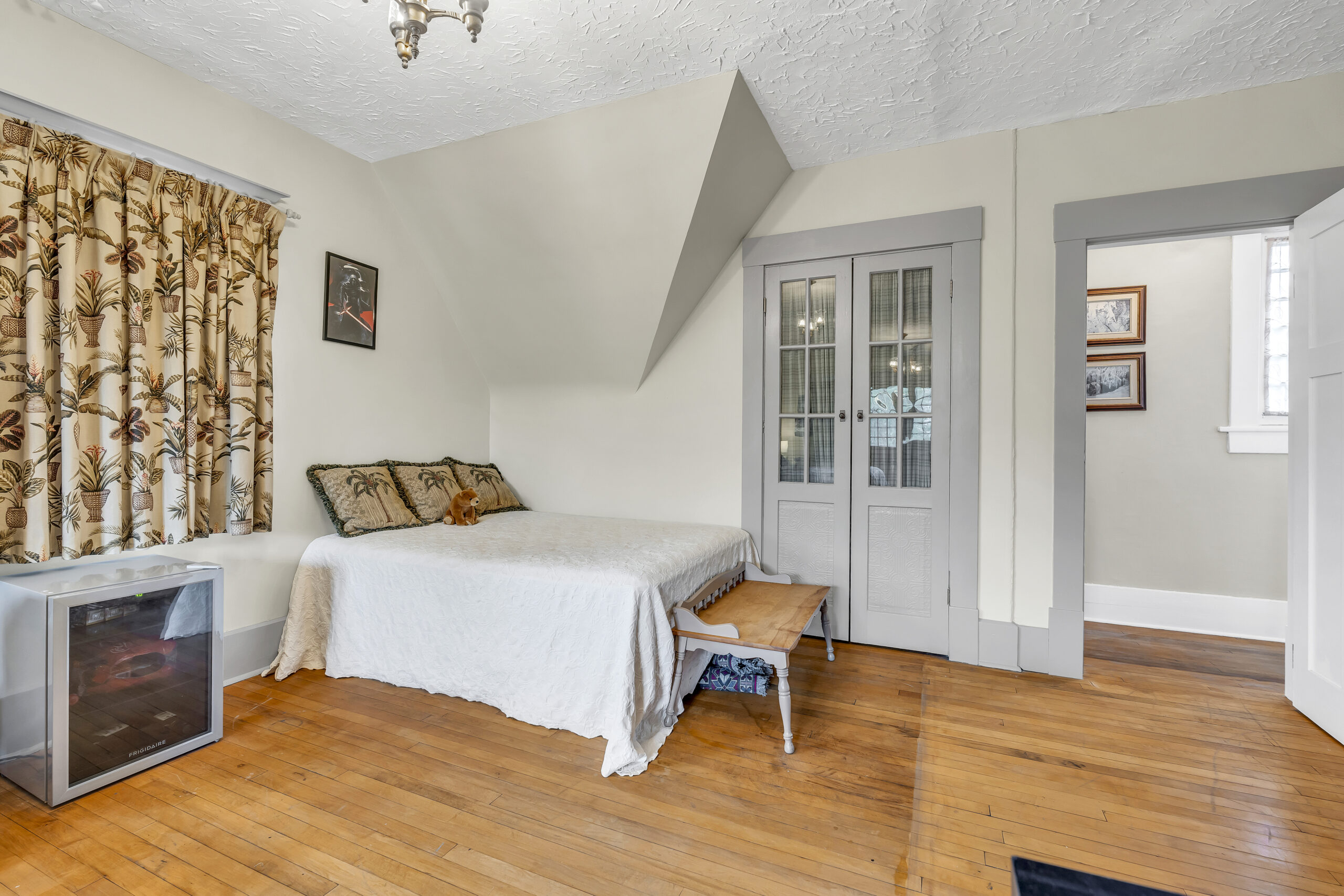 12405 Reynolds Avenue Summerland V0H 1Z8