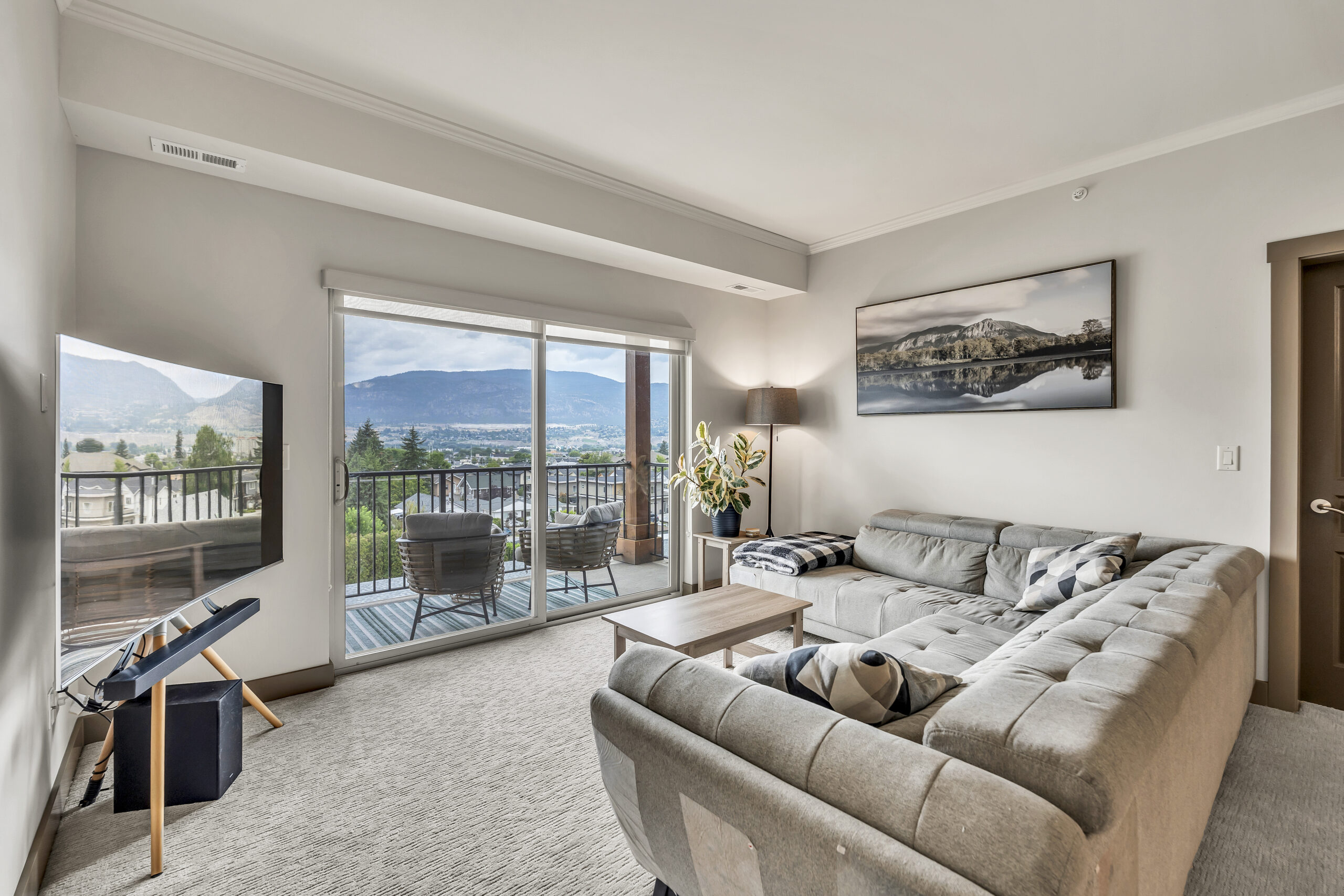 873 Forestbrook Drive 402 Penticton V2A 2E9