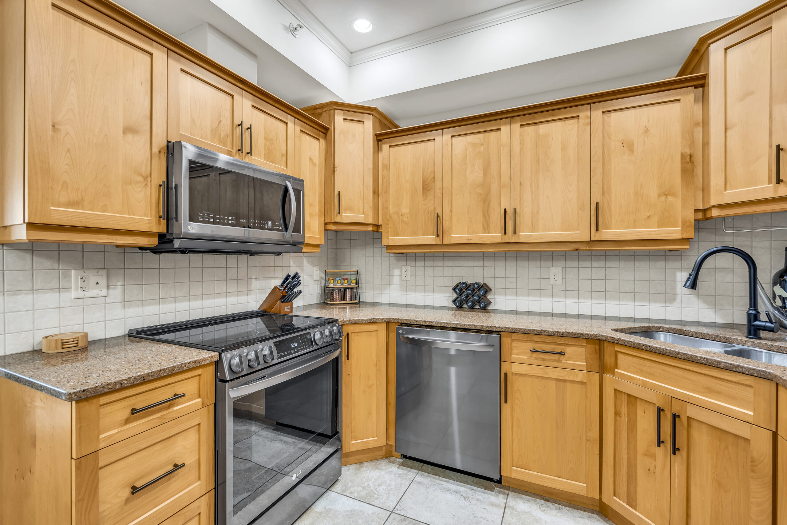 873 Forestbrook Drive 402 Penticton V2A 2E9