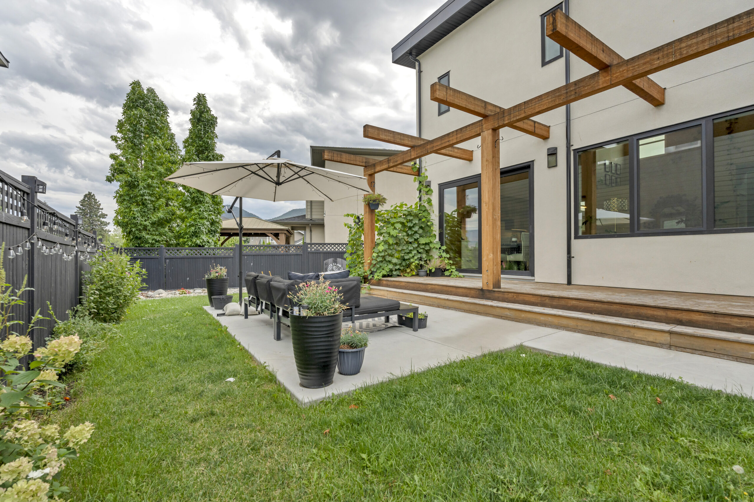 1695 Treffry Place Summerland V0H 1Z9