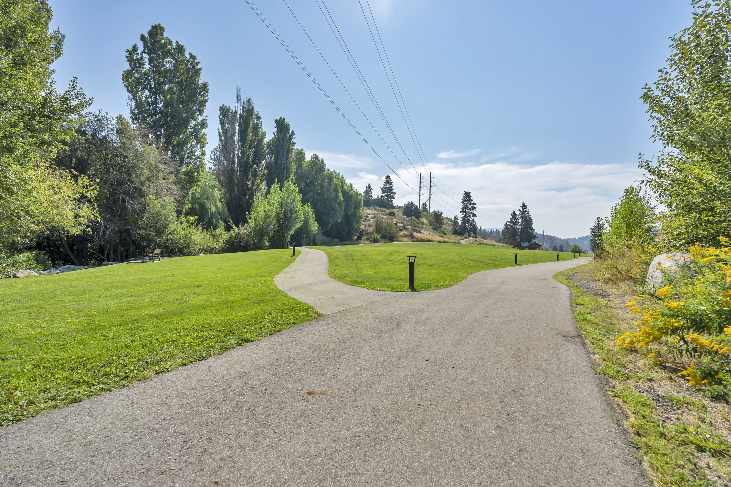 125 Cabernet Drive 30 Okanagan Falls V0H 1R3