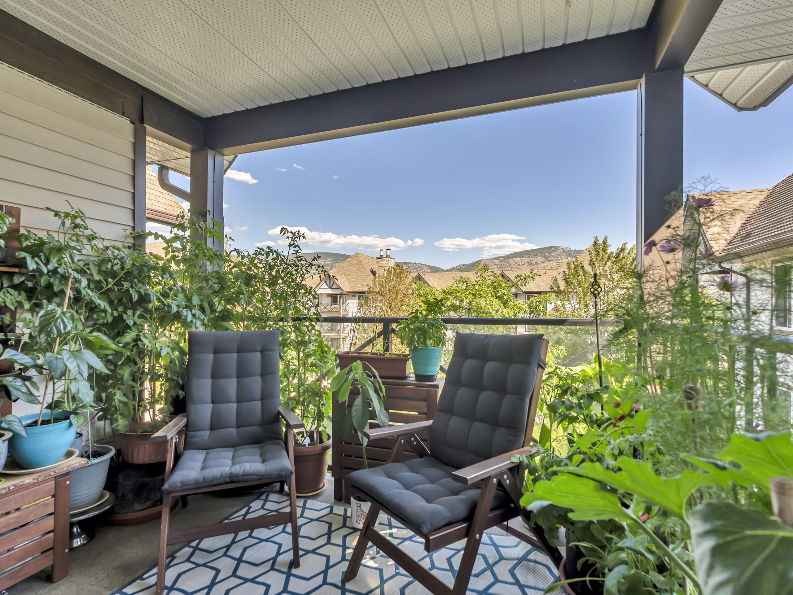 256 Hastings Avenue 401 Penticton V2A 2V6
