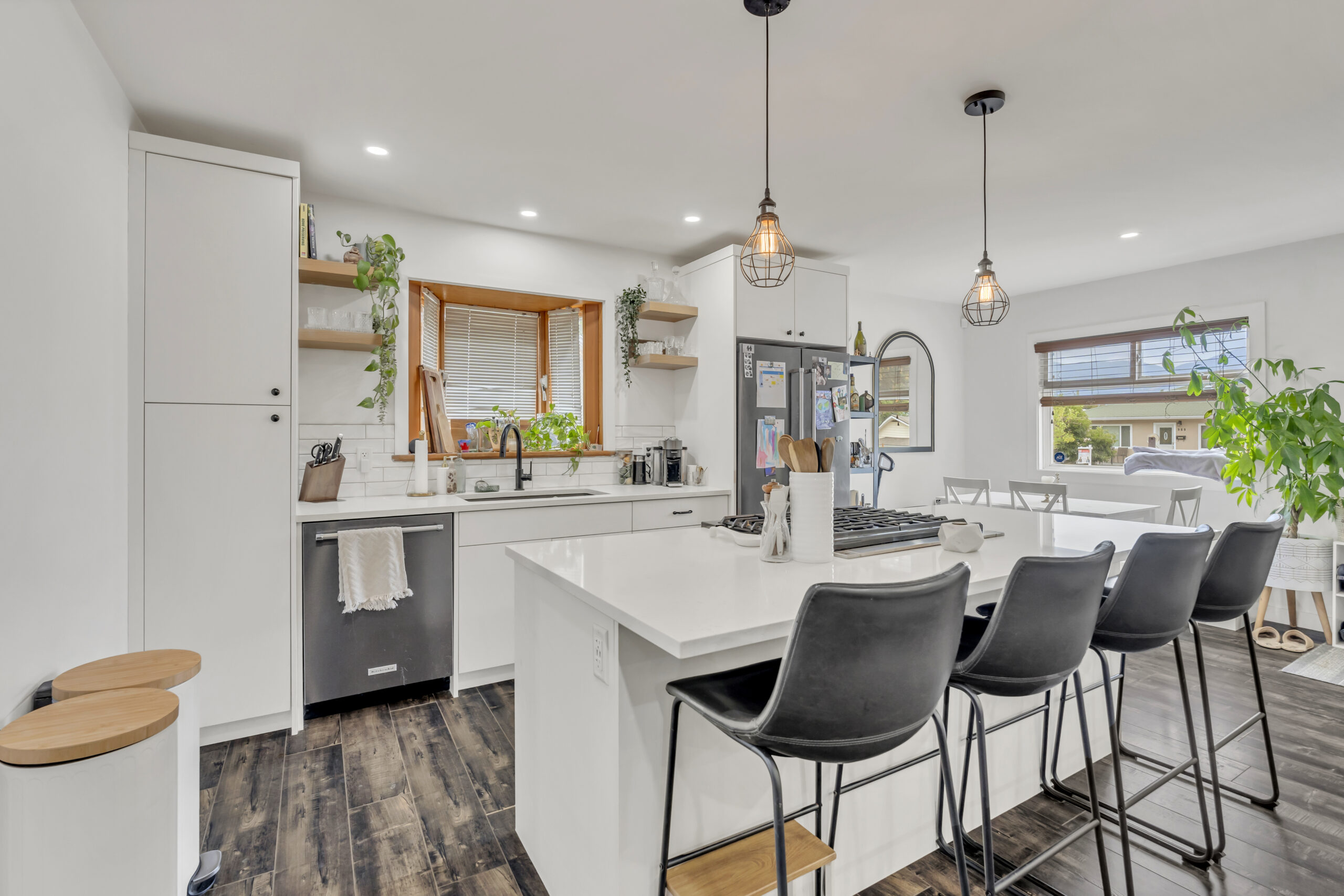 972 Kilwinning Street Penticton V2A 4N7