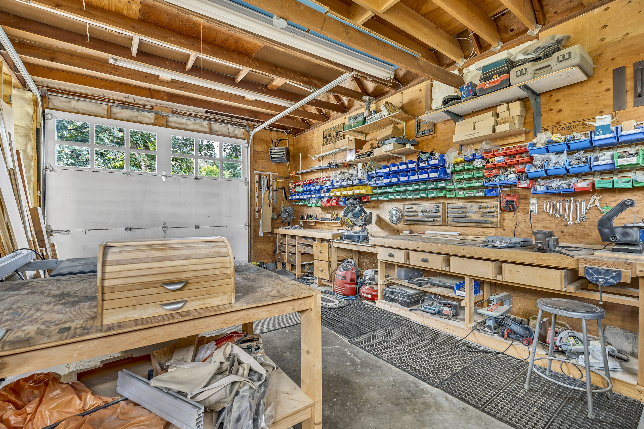 12405 Reynolds Avenue Summerland V0H 1Z8