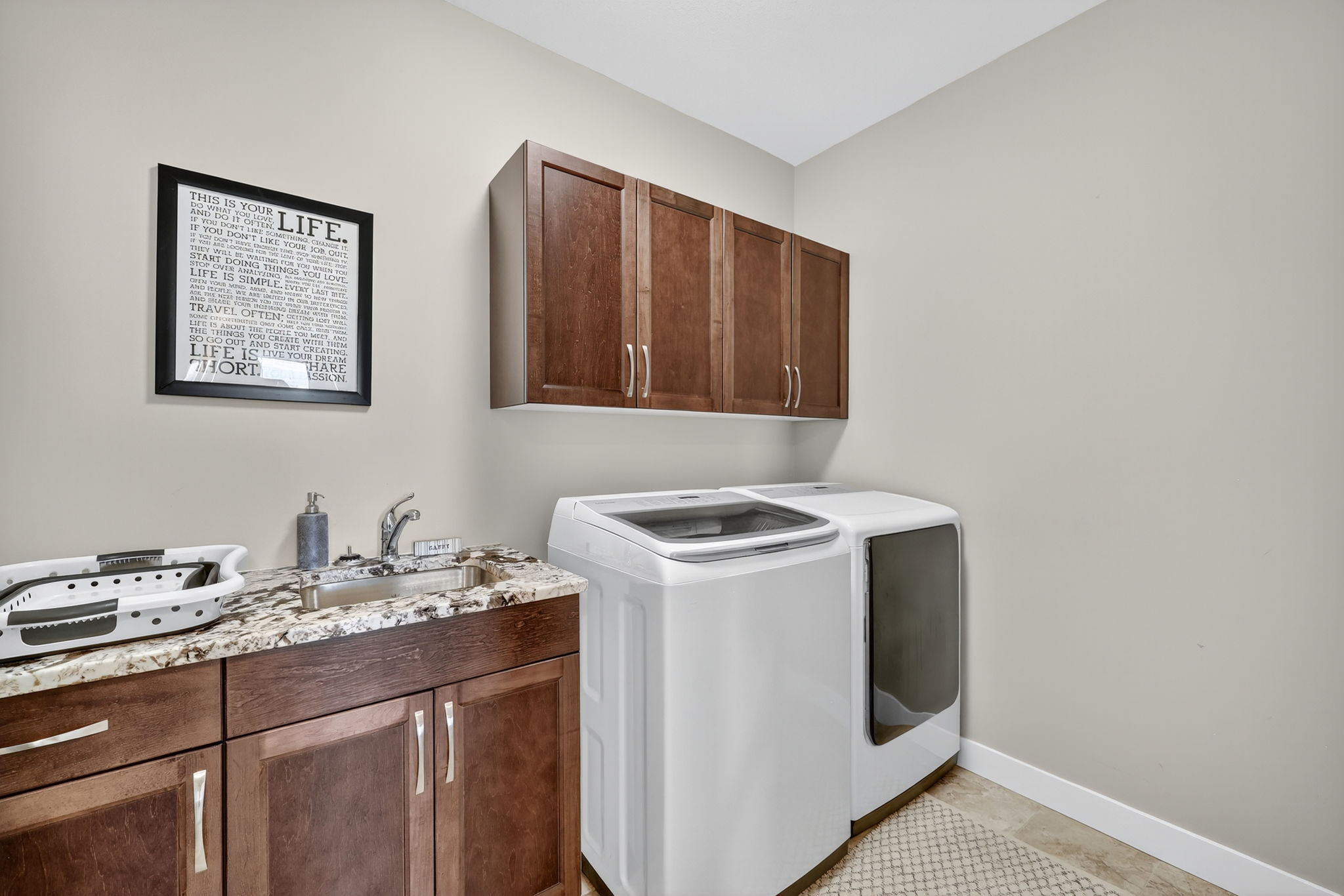 1870 Rosealee Lane 17 West Kelowna V1Z 4E2