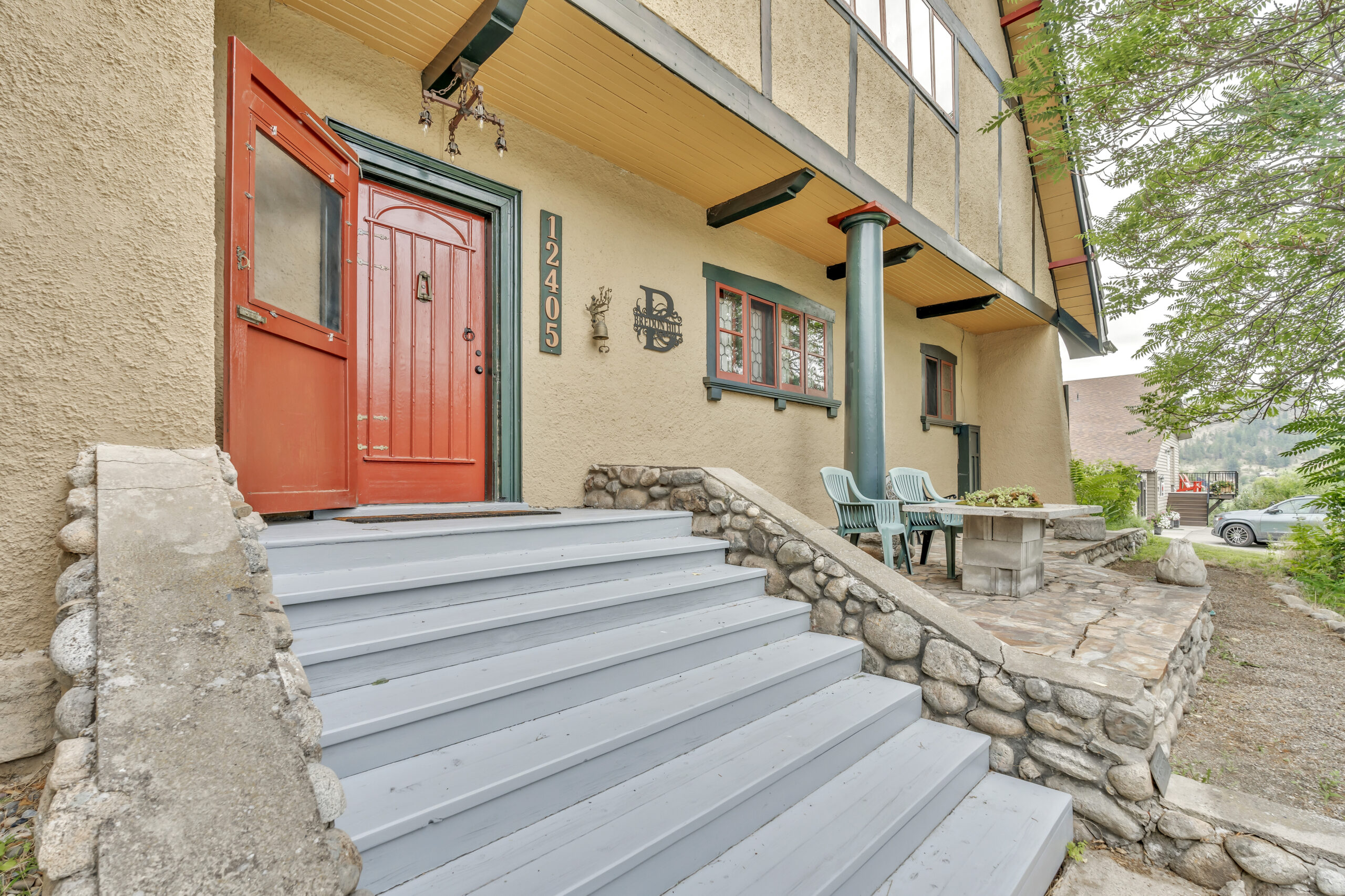 12405 Reynolds Avenue Summerland V0H 1Z8