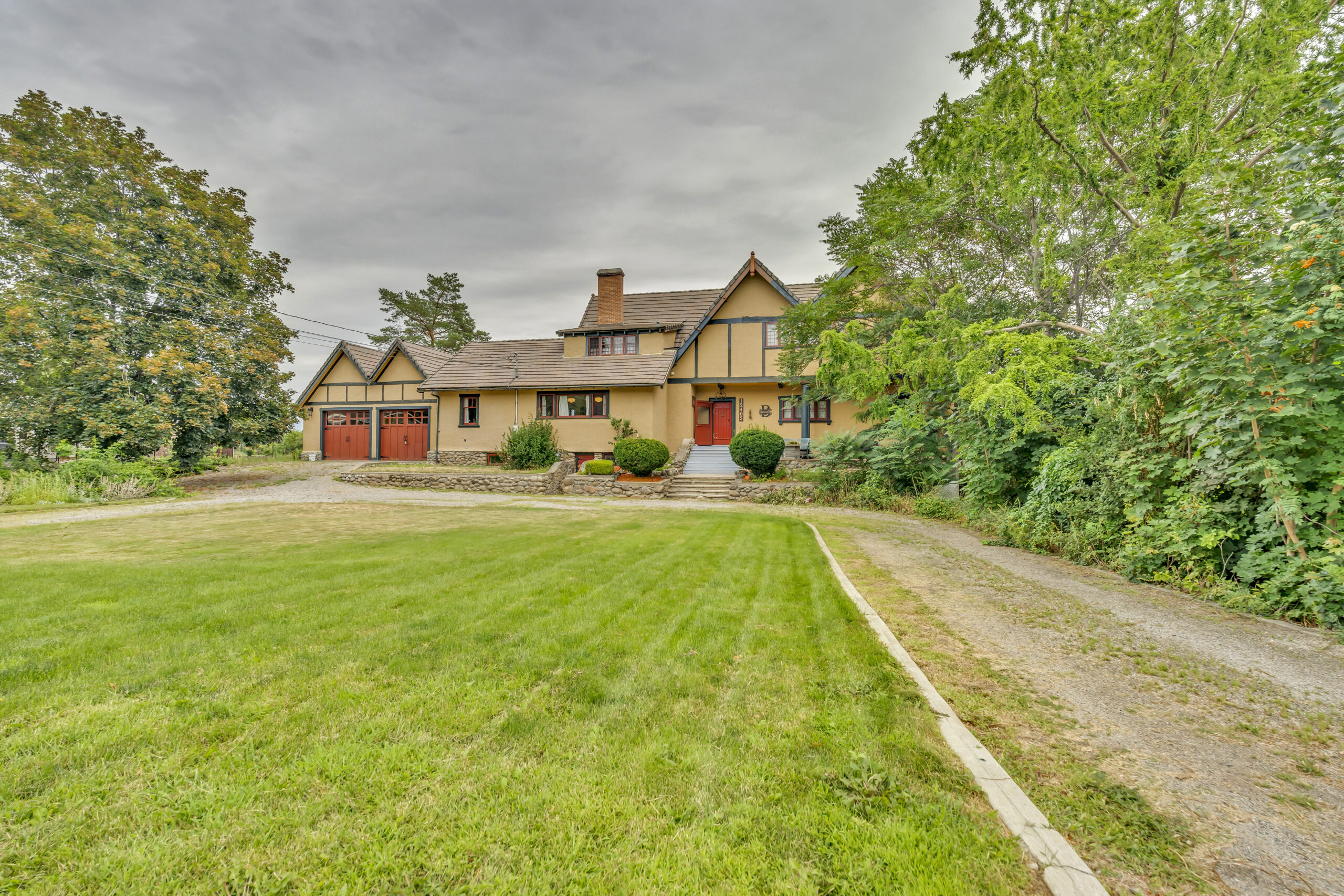 12405 Reynolds Avenue Summerland V0H 1Z8