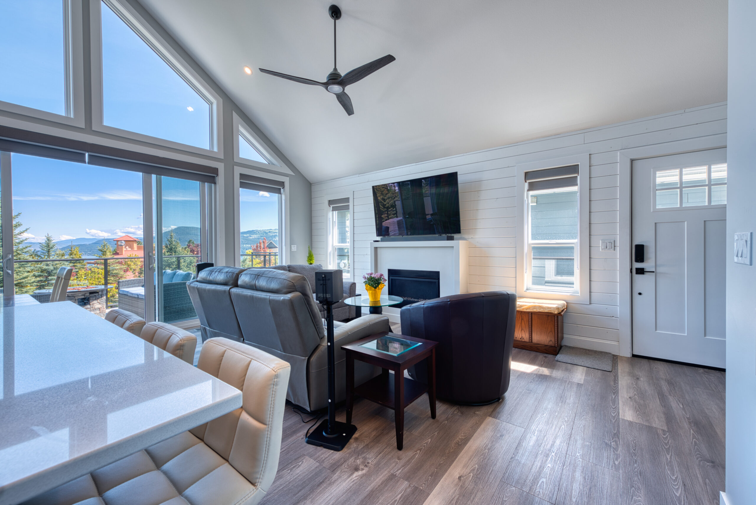 6833 Madrid Way 348 Kelowna V1Z 3R8
