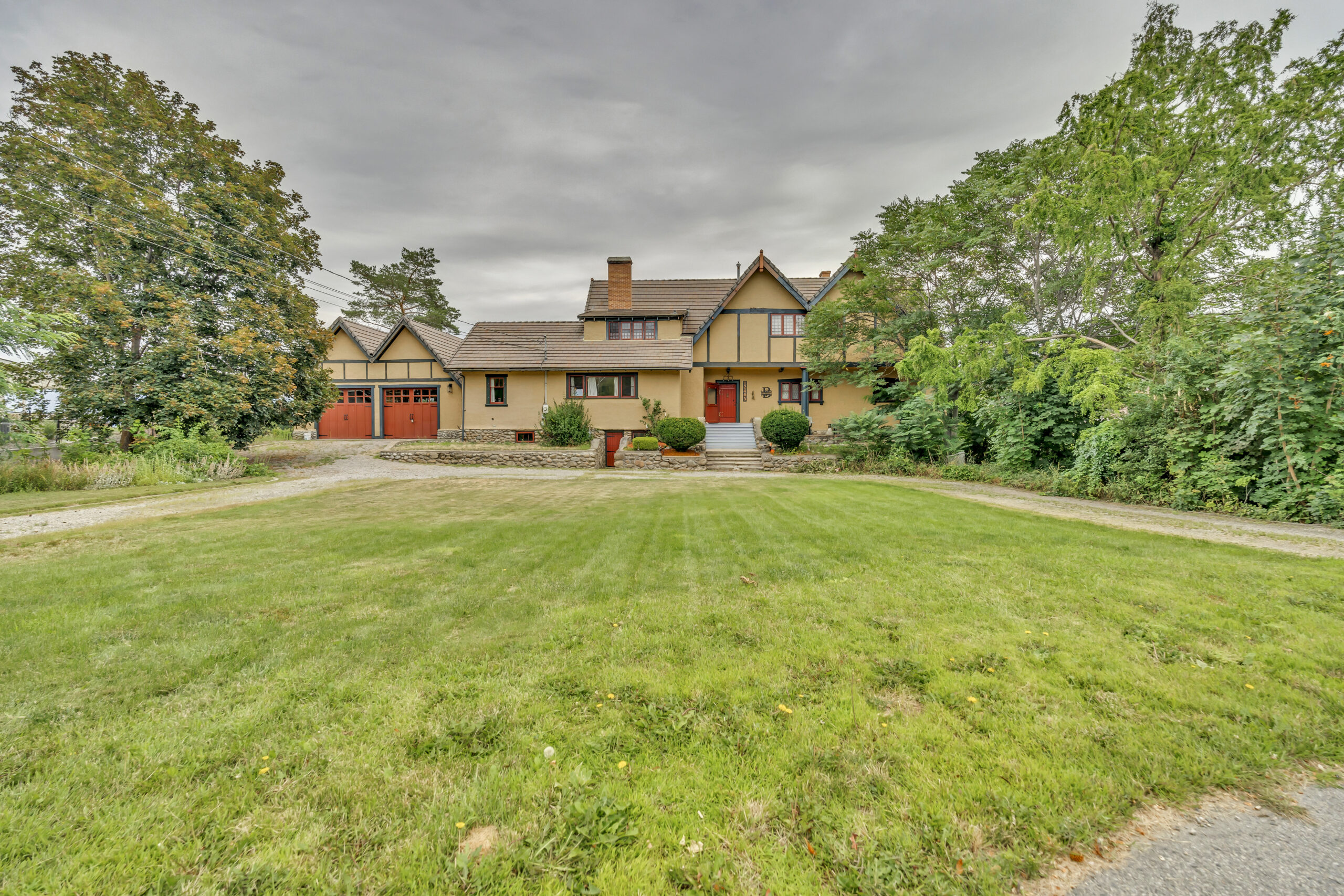 12405 Reynolds Avenue Summerland V0H 1Z8