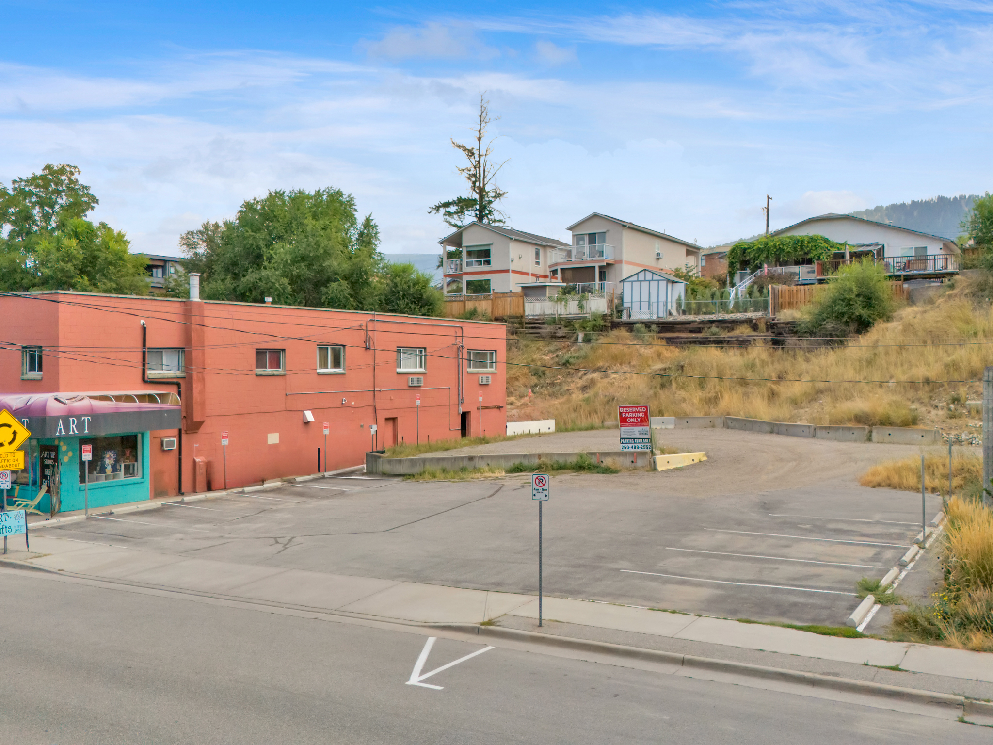 98 Ellis Street Penticton V2A 4L5