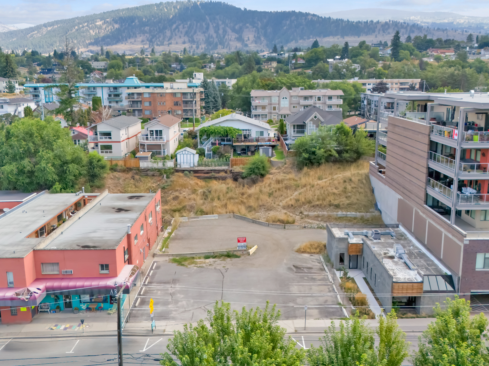 98 Ellis Street Penticton V2A 4L5