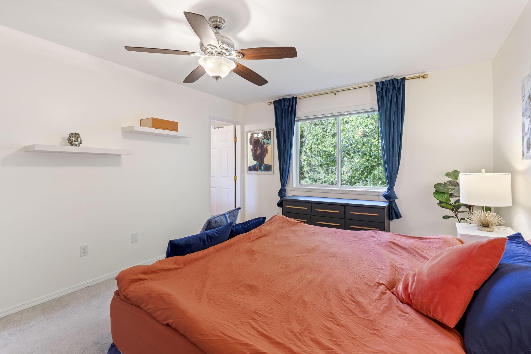 2098 Sunview Drive West Kelowna V1Z 3P9