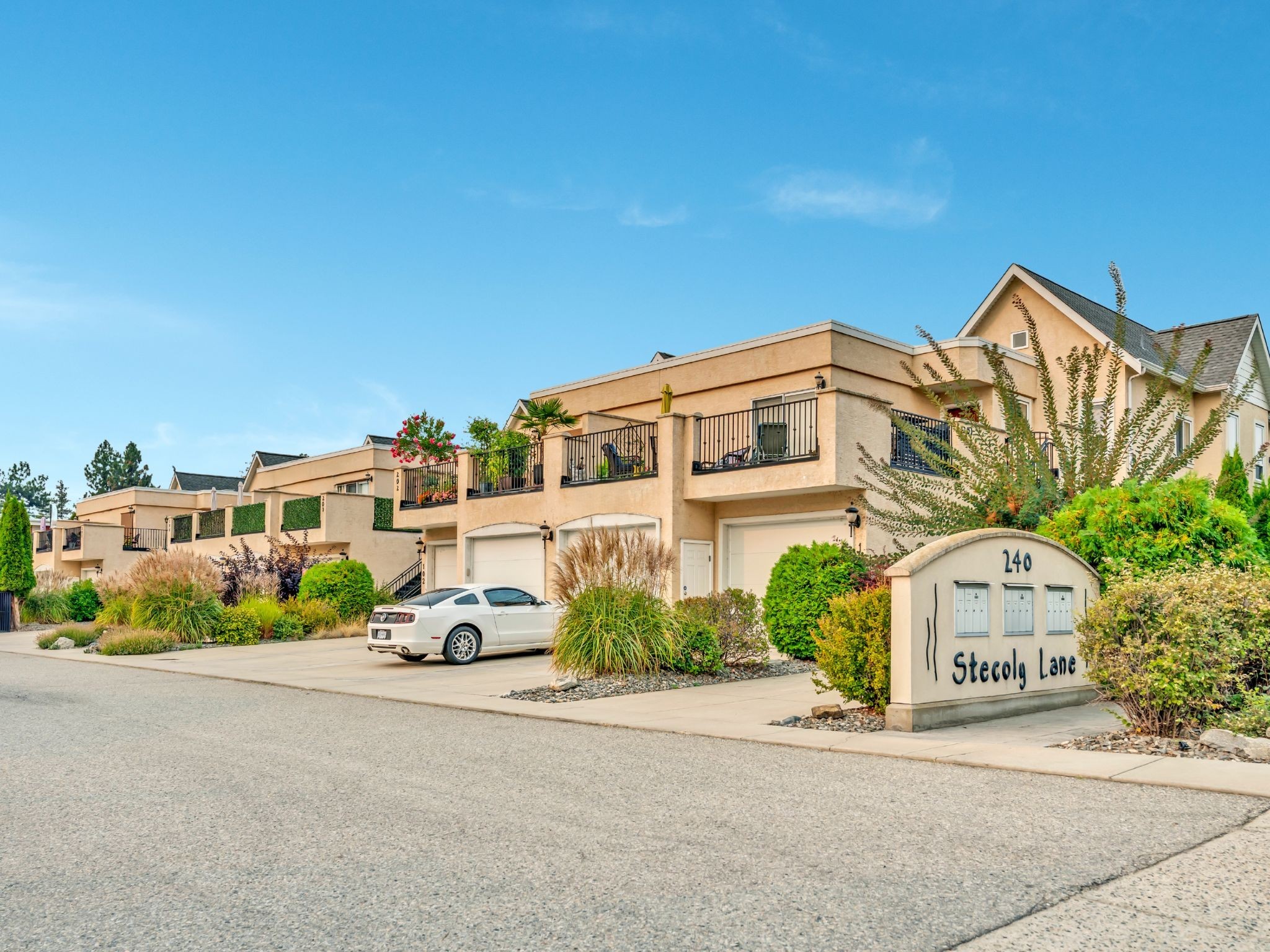 240 Yorkton Avenue 104 Penticton V2A 3V2