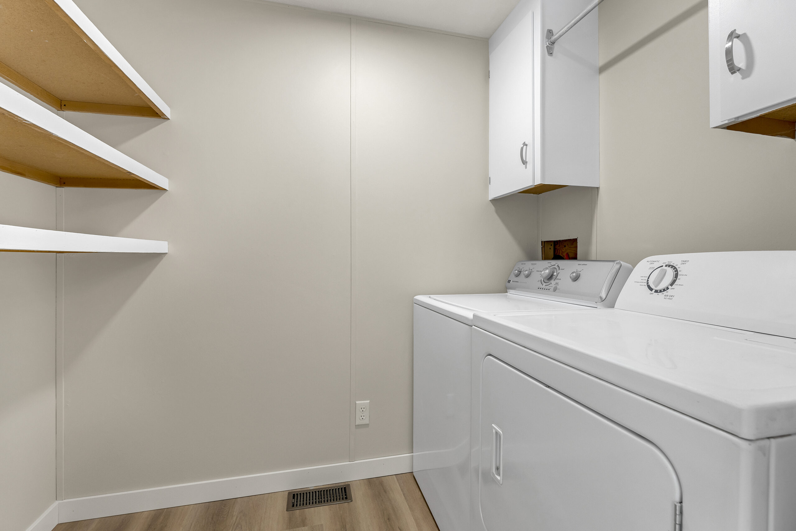 1701 Penticton Avenue 305 Penticton V2A 2N5