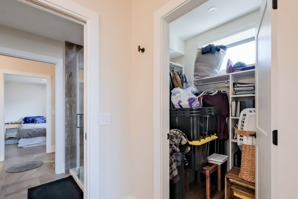 7389 Falcon Ridge Crescent Kelowna V1P 1J2