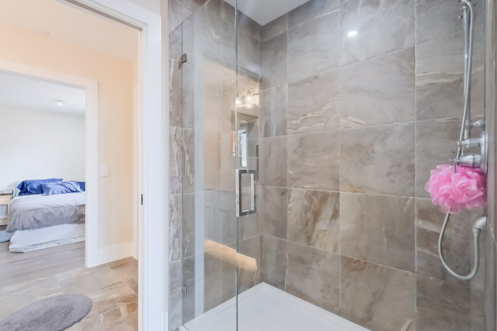 7389 Falcon Ridge Crescent Kelowna V1P 1J2