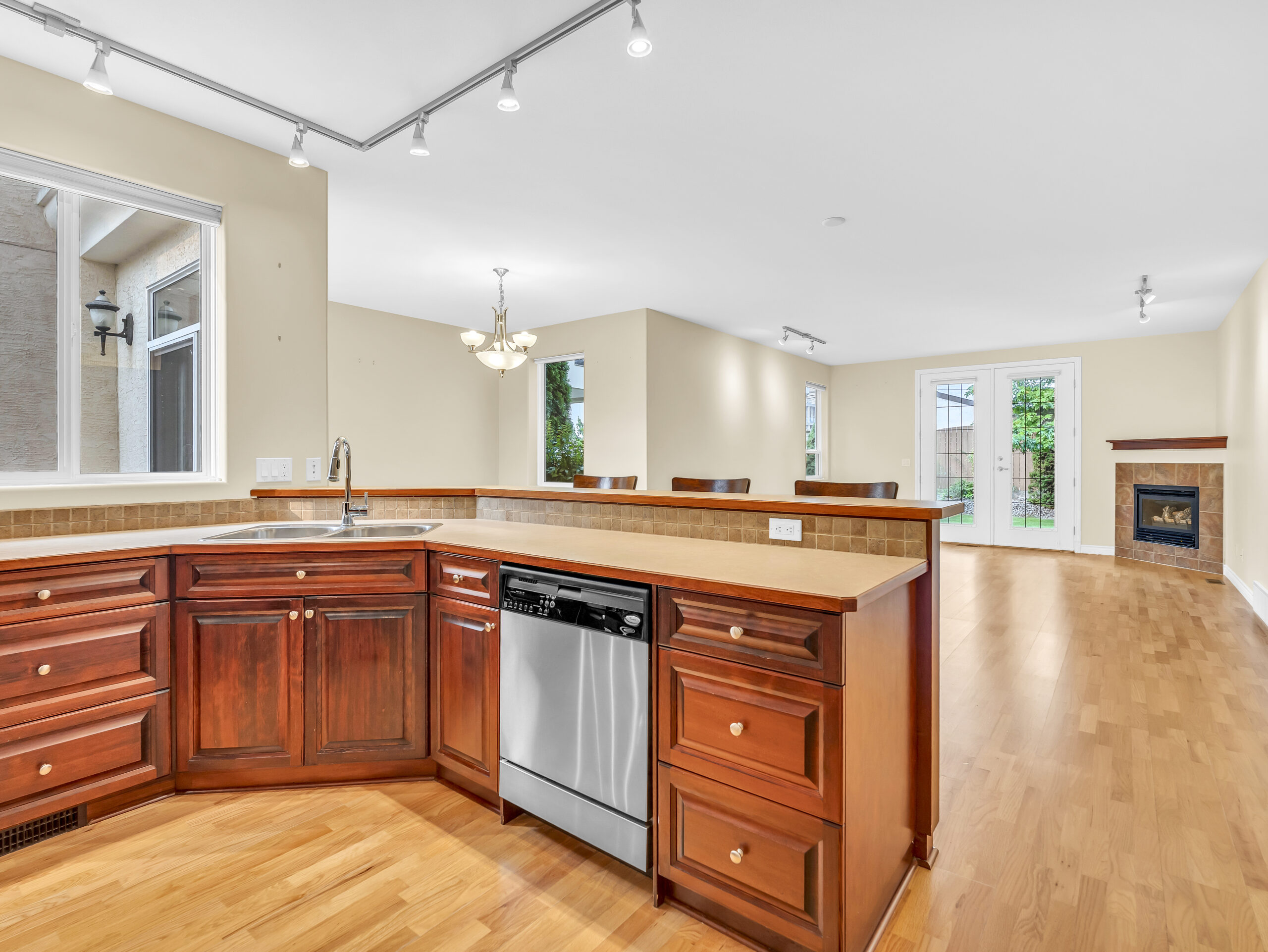 240 Yorkton Avenue 104 Penticton V2A 3V2