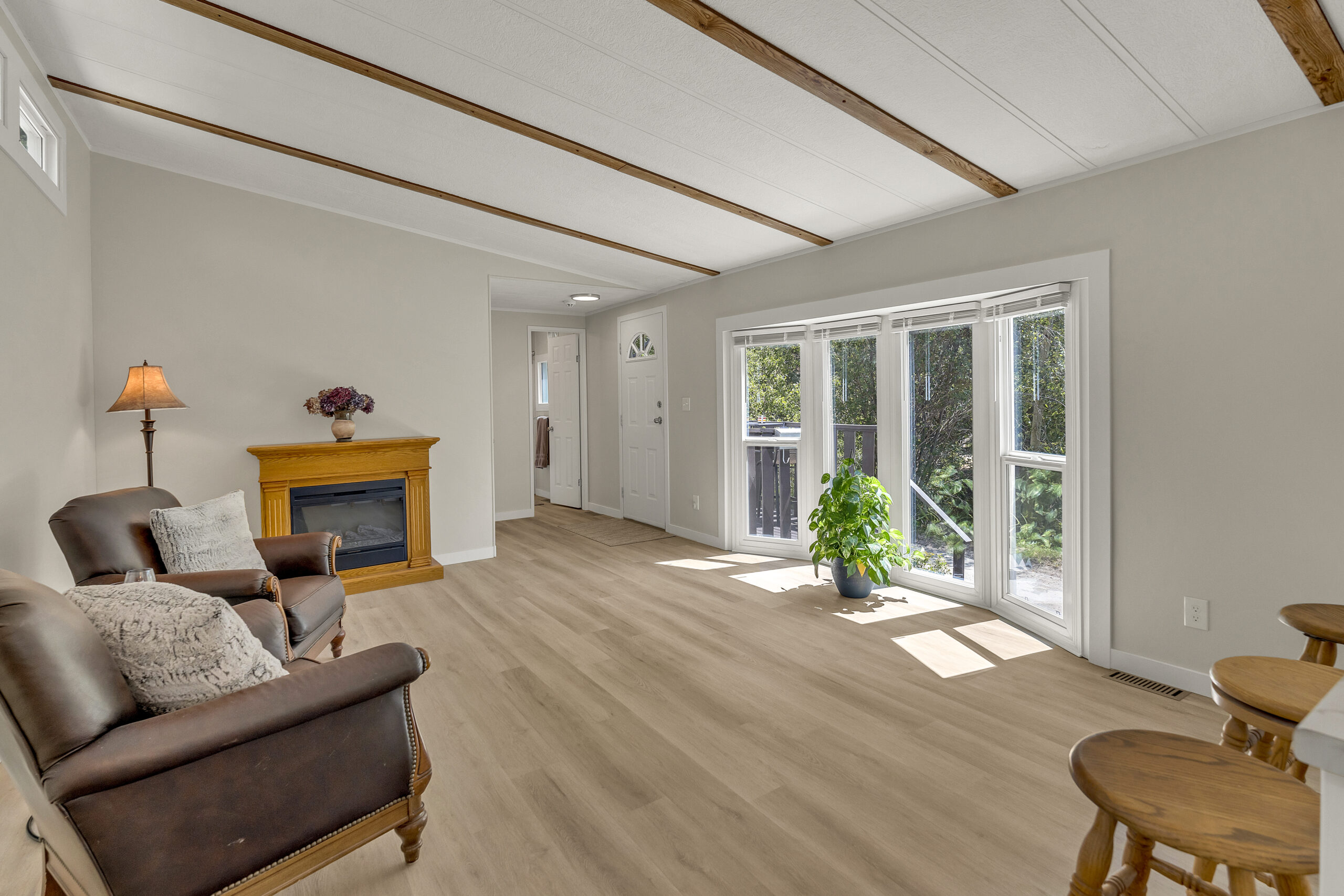 1701 Penticton Avenue 305 Penticton V2A 2N5