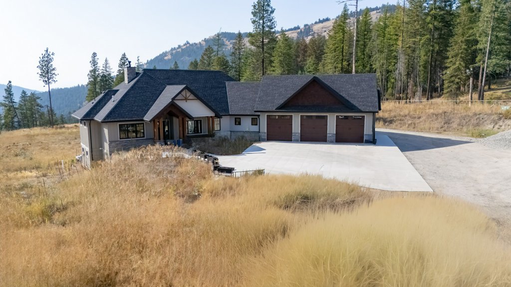 7389 Falcon Ridge Crescent Kelowna V1P 1J2