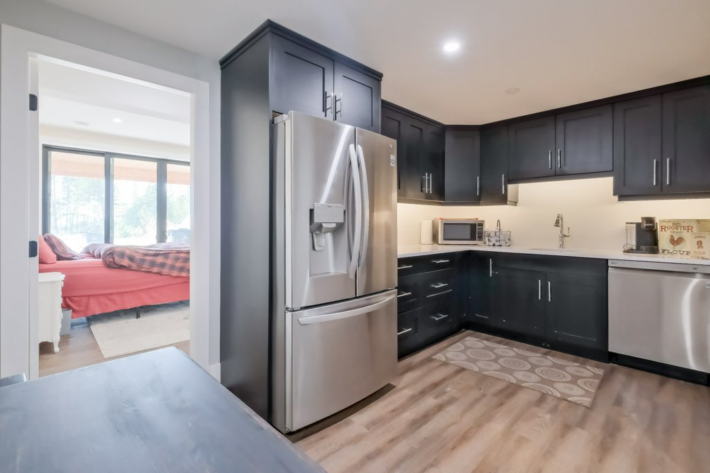 7389 Falcon Ridge Crescent Kelowna V1P 1J2