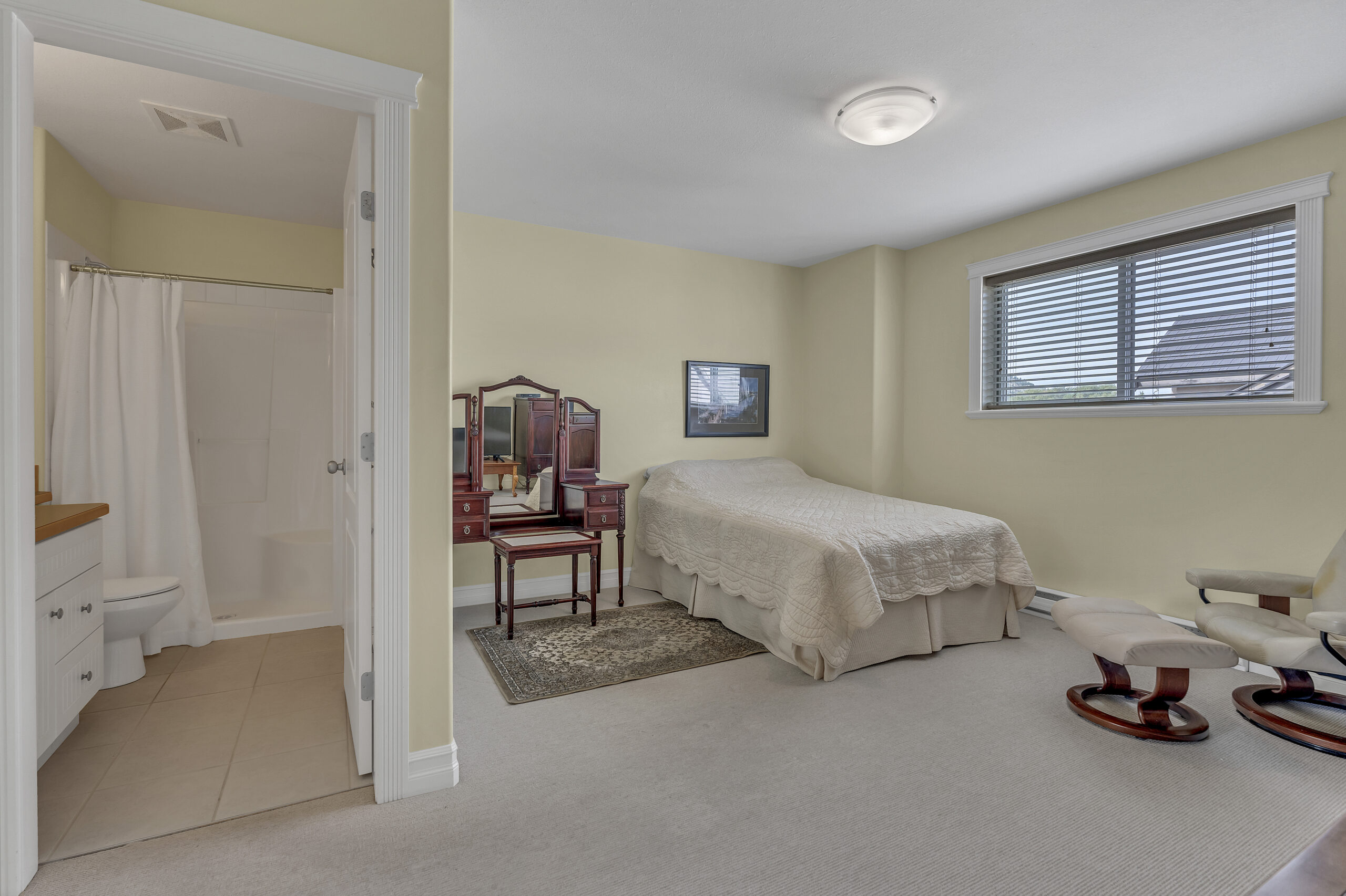 1078 Burnaby Avenue 105 Penticton V2A 1G8