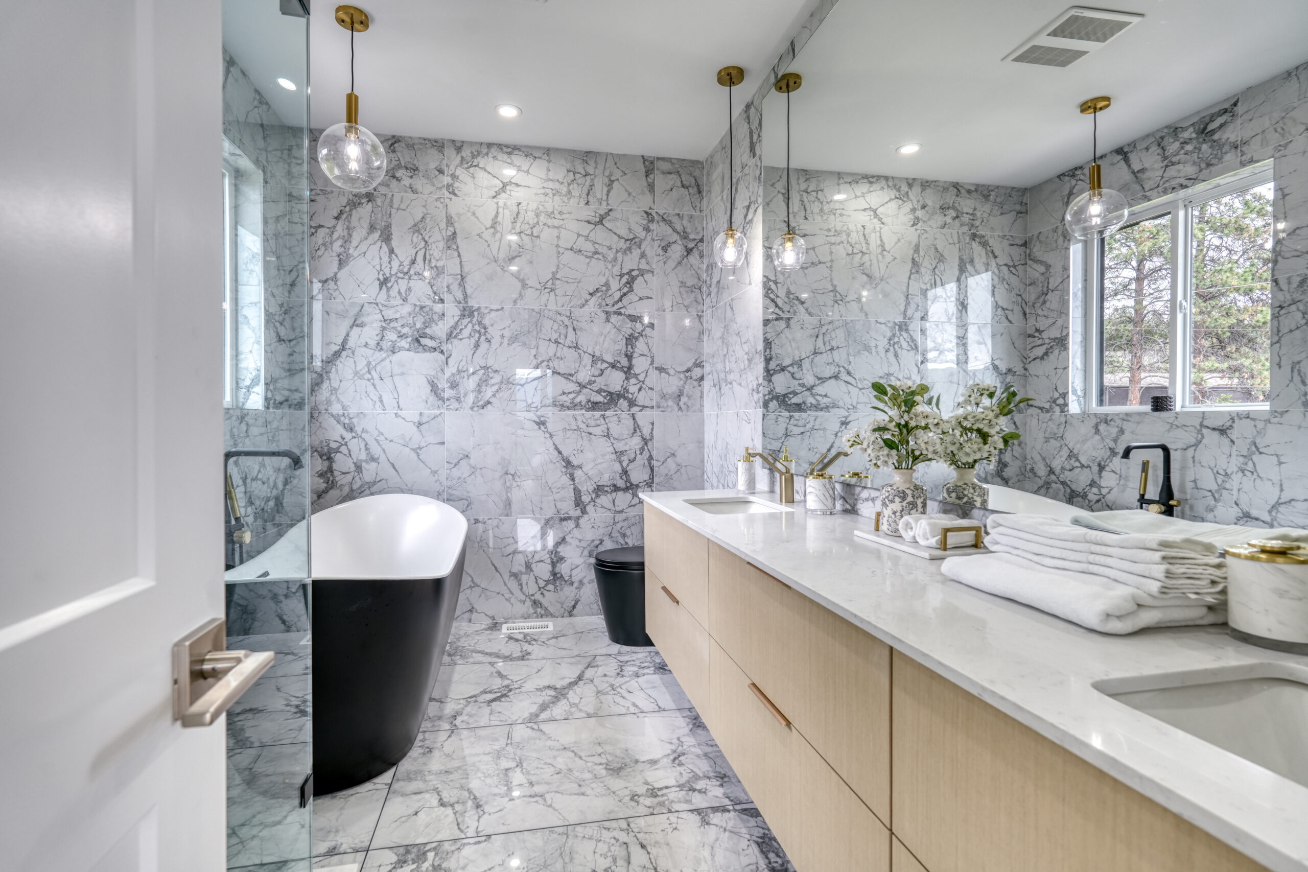 1047 Oak Barrel Place West Kelowna V1Z 2G9