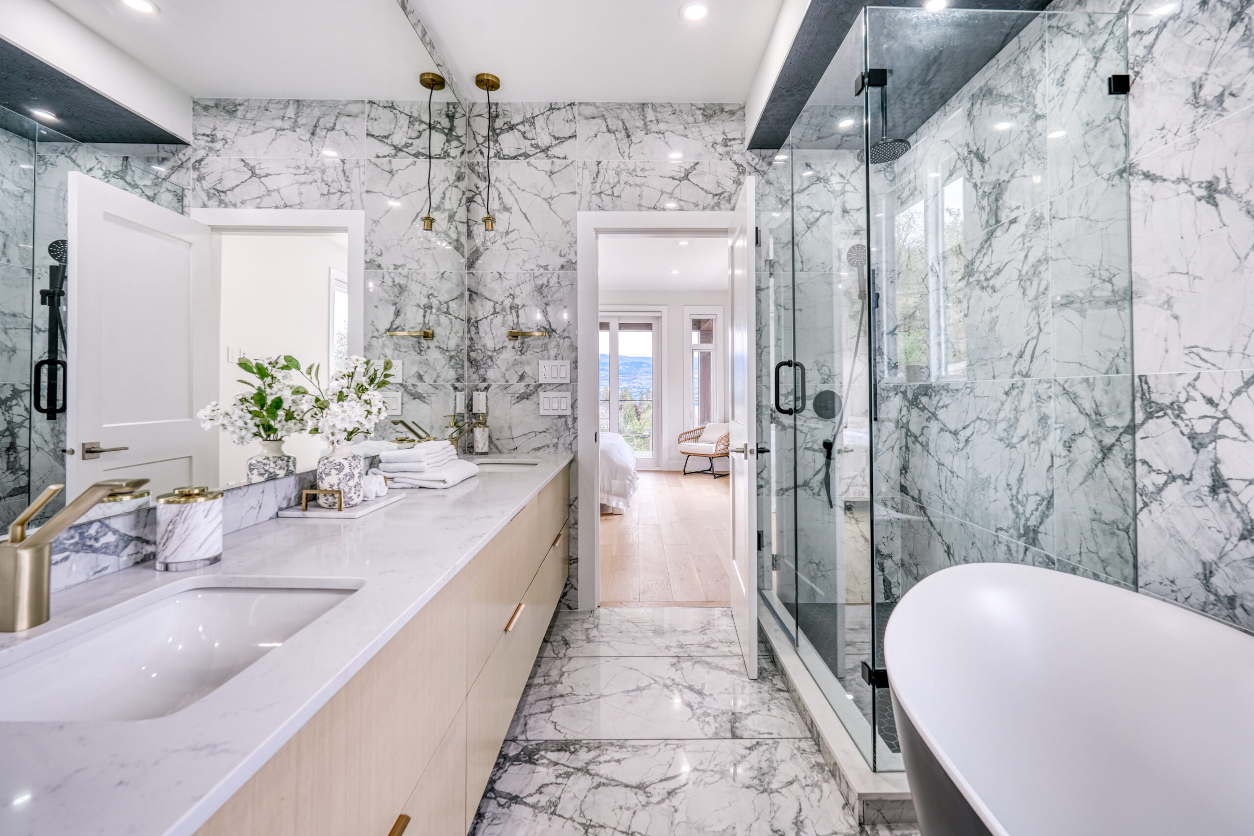 1047 Oak Barrel Place West Kelowna V1Z 2G9