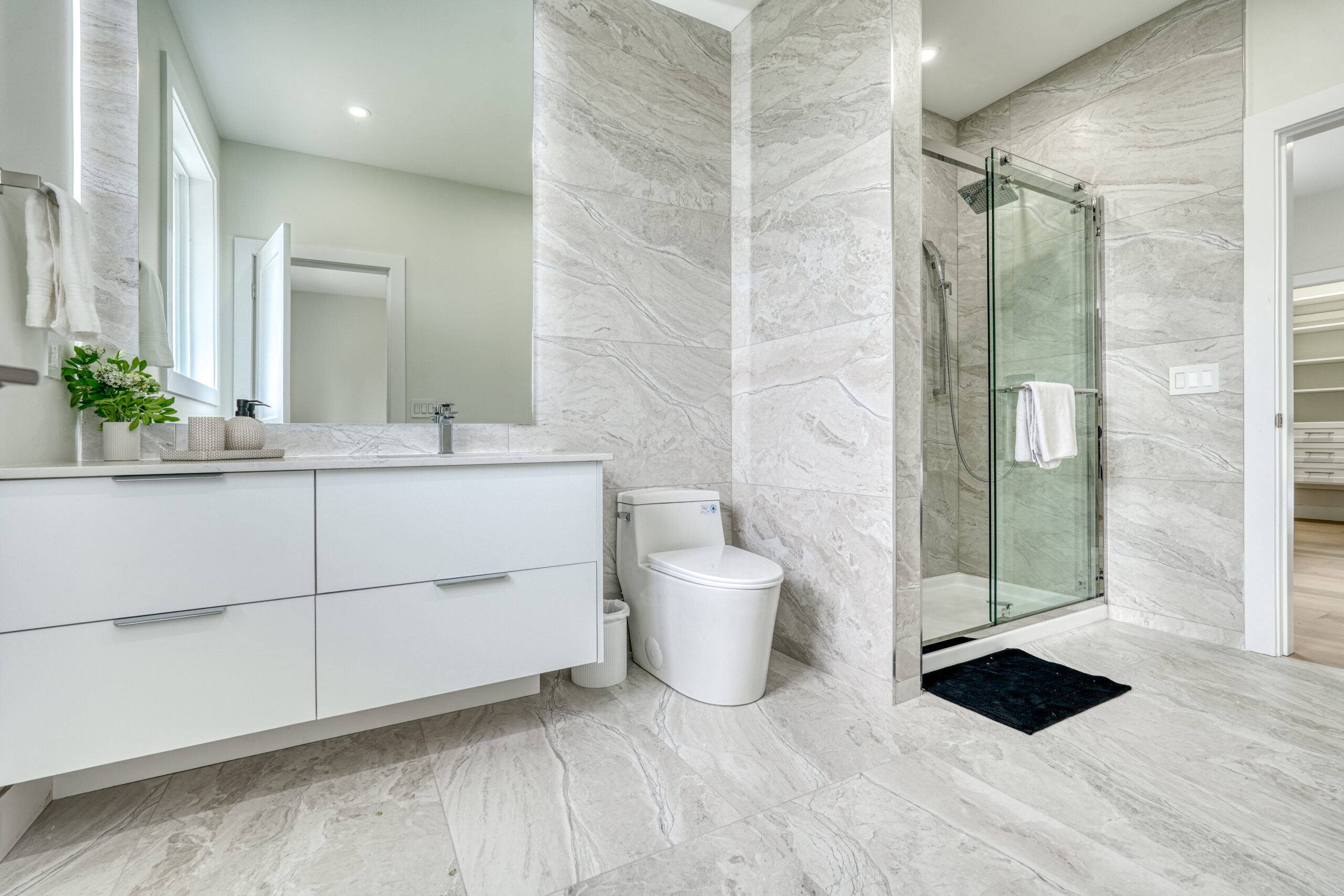 1047 Oak Barrel Place West Kelowna V1Z 2G9